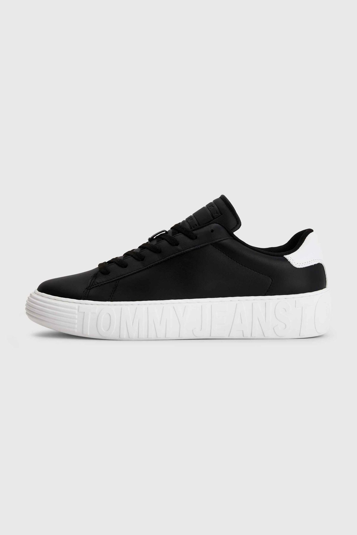 Tommy essential leather sneaker fwfw3688 on sale