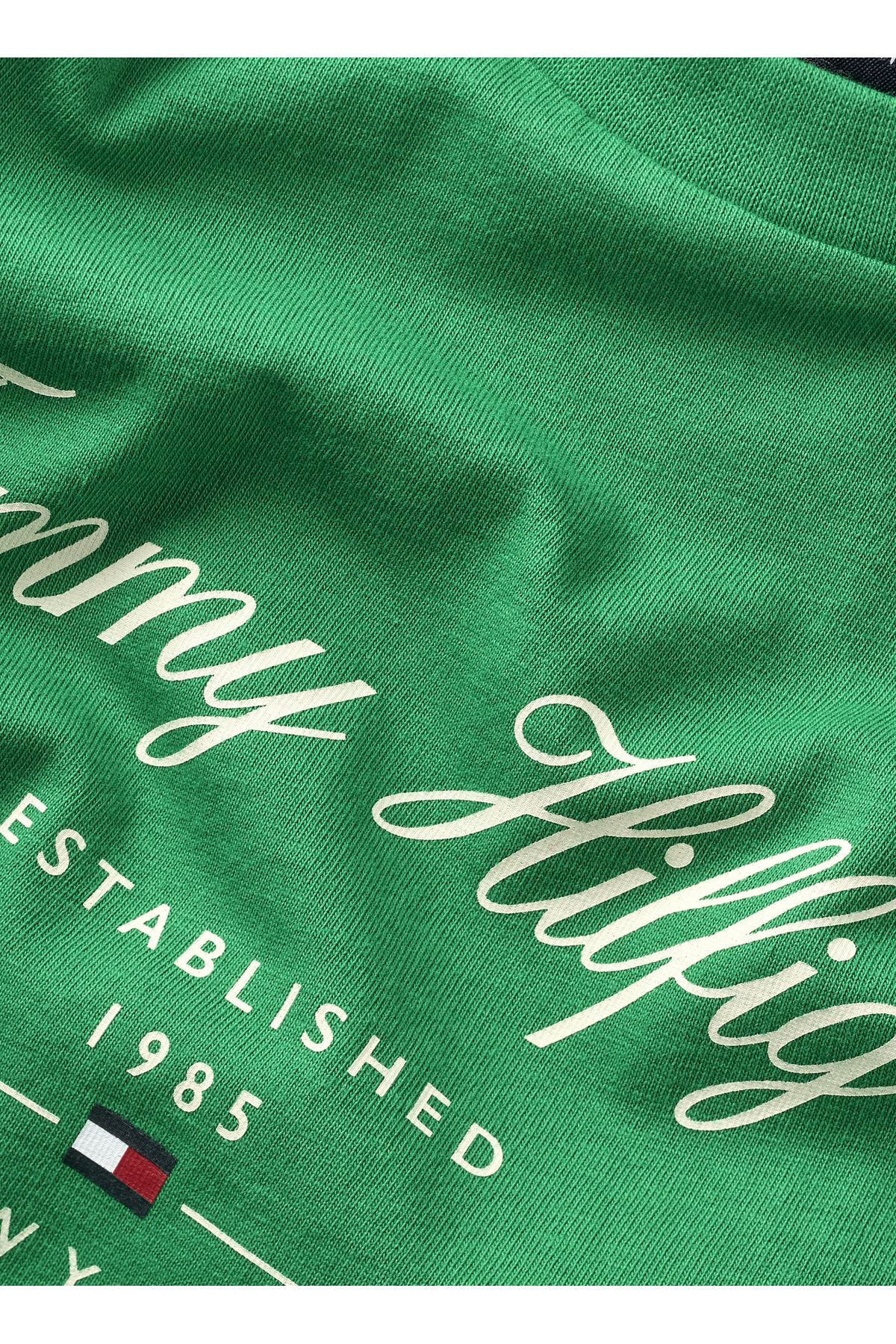 تی شرت سبز مردانه طرح دار Tommy Script Tee S Tommy Hilfiger