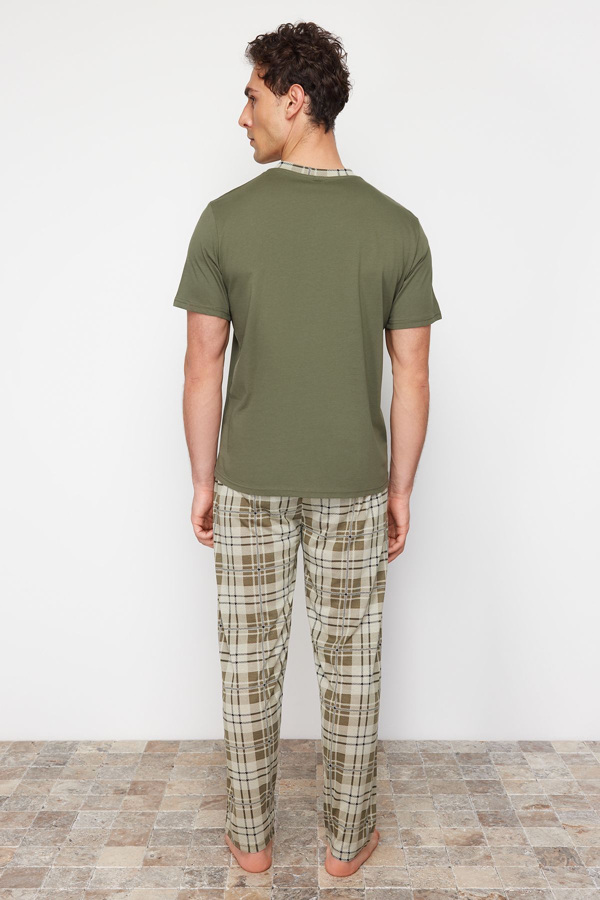 Trendyol Collection-Set pijamale tricotate, cu model în carouri, kaki - TMNSS24PT00037 6