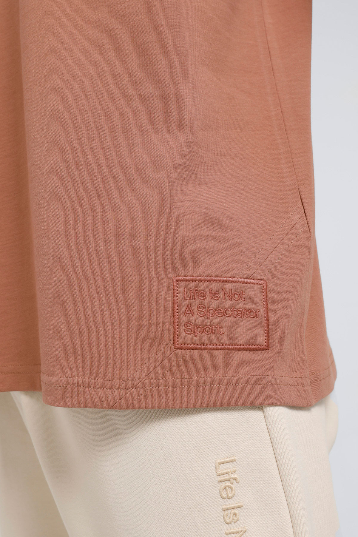 تیشرت مردانه قهوه ای ریباک | TYCD762C2D0311F5D2 اورجینال - تصویر 4