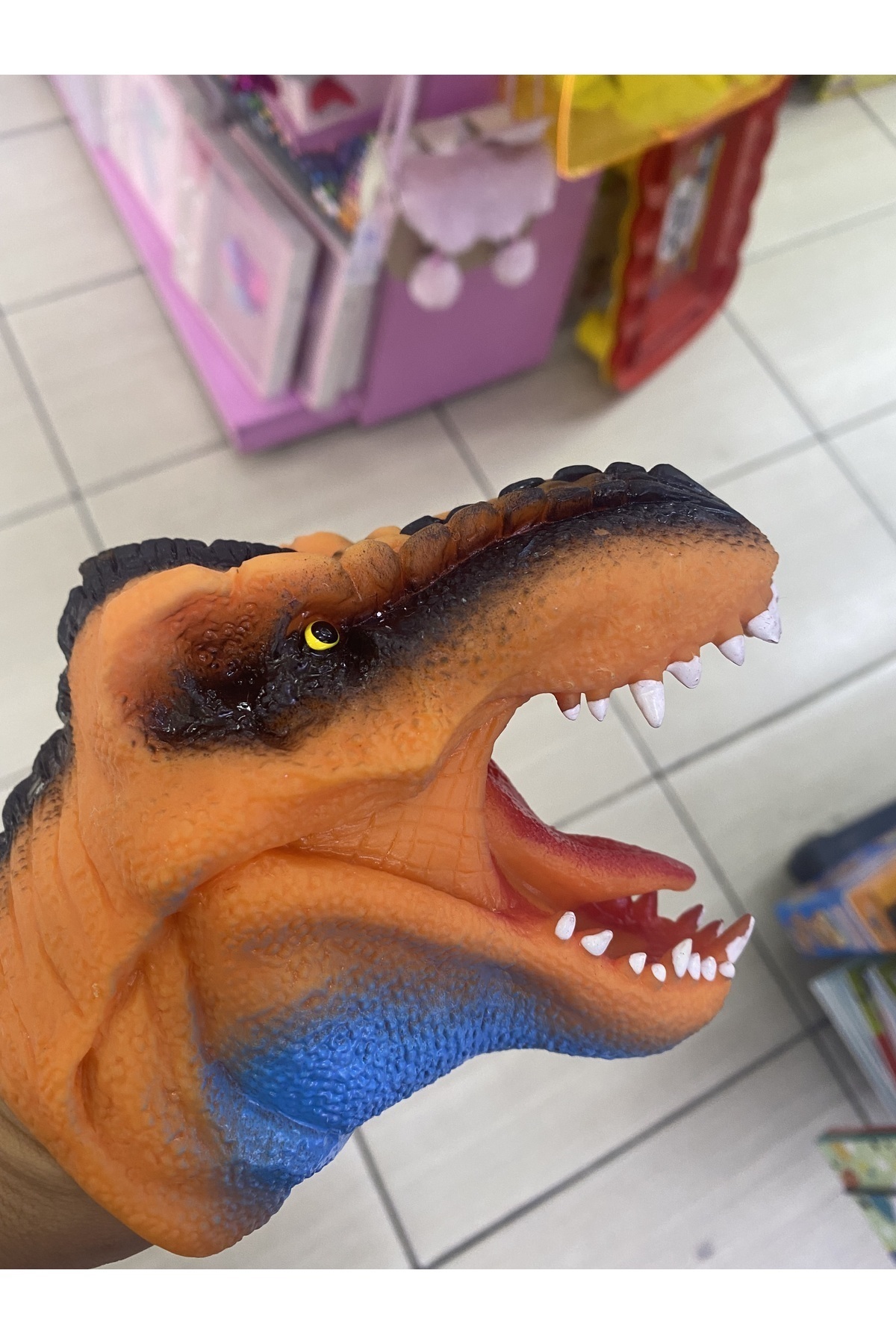 TAROS KIRTASİYE DİNAZOR EL KUKLASI