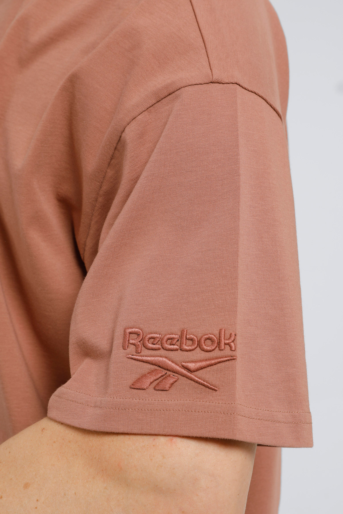 تیشرت مردانه قهوه ای ریباک | TYCD762C2D0311F5D2 اورجینال - تصویر 5