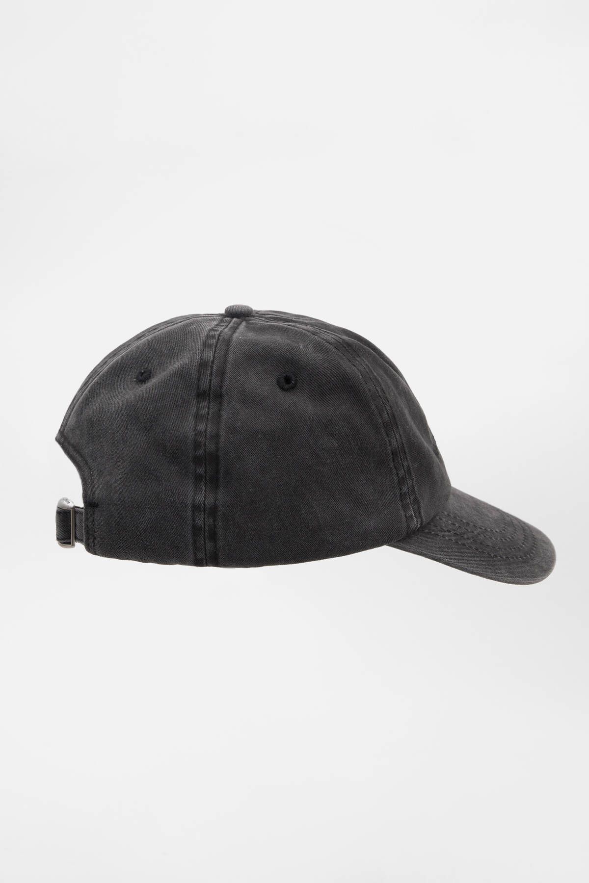 Pull & Bear کلاه سیاه با رنگ پریده و گلدوزی شده