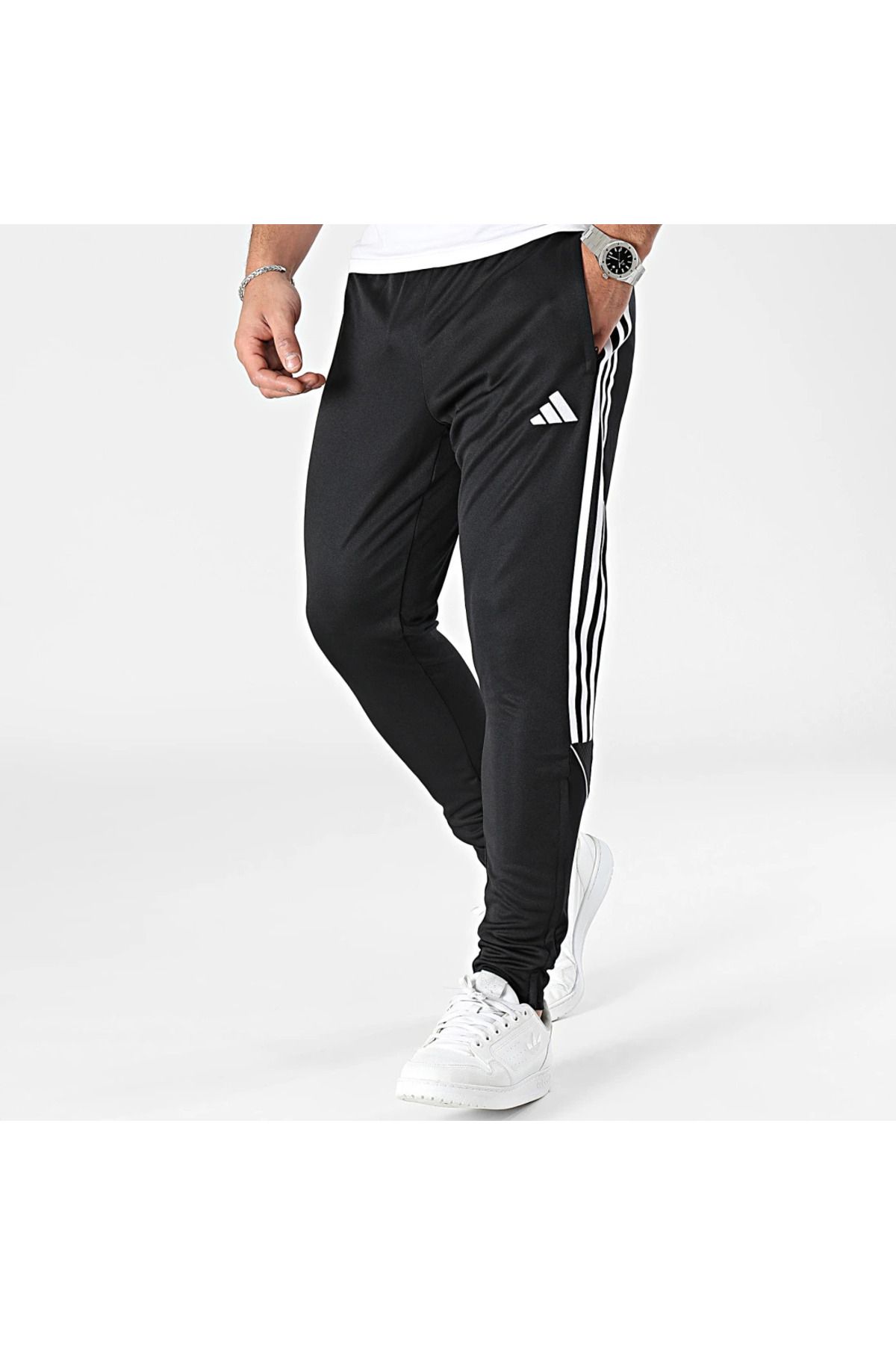 شلوار ورزشی مشکی مردانه مناسب برای استفاده روزانه و تمرین adidas