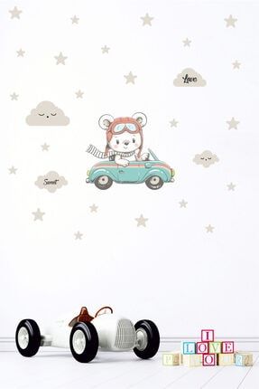 Araba ile Gezen Sevimli Ayıcık ve Gökyüzü Çocuk Odası Duvar Sticker bkds097