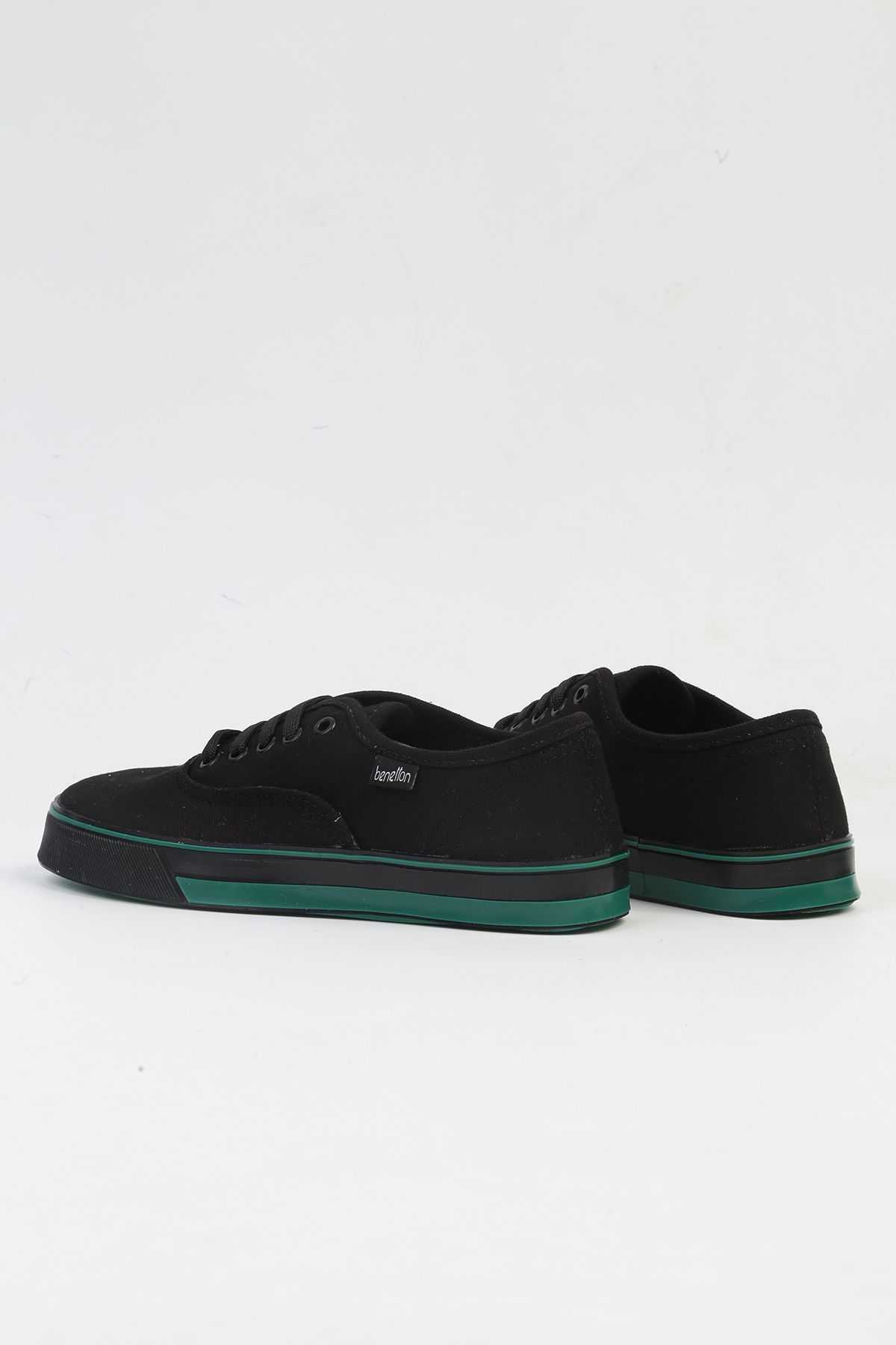Benetton-BN-30956- 3570 Černá 6
