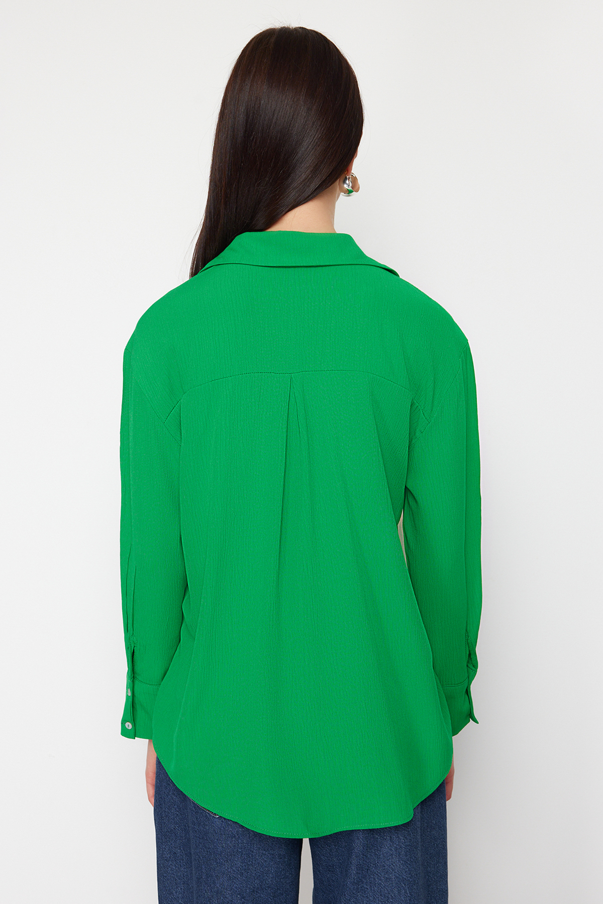 Trendyolmilla  Yeşil Basic Oversize Geniş Kalıp Dokuma Gömlek TWOAW24GO00207 - Görsel 6