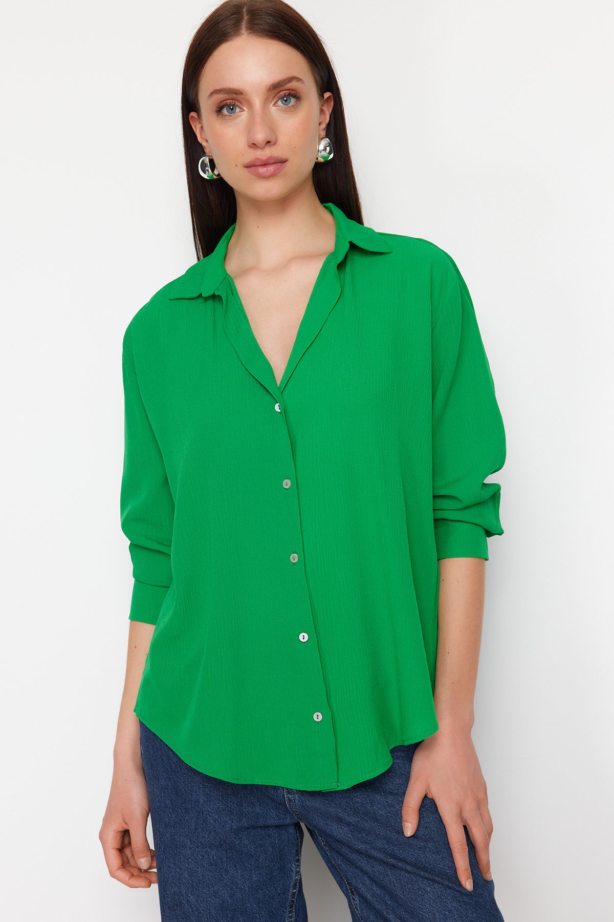 Trendyolmilla  Yeşil Basic Oversize Geniş Kalıp Dokuma Gömlek TWOAW24GO00207 - Görsel 3