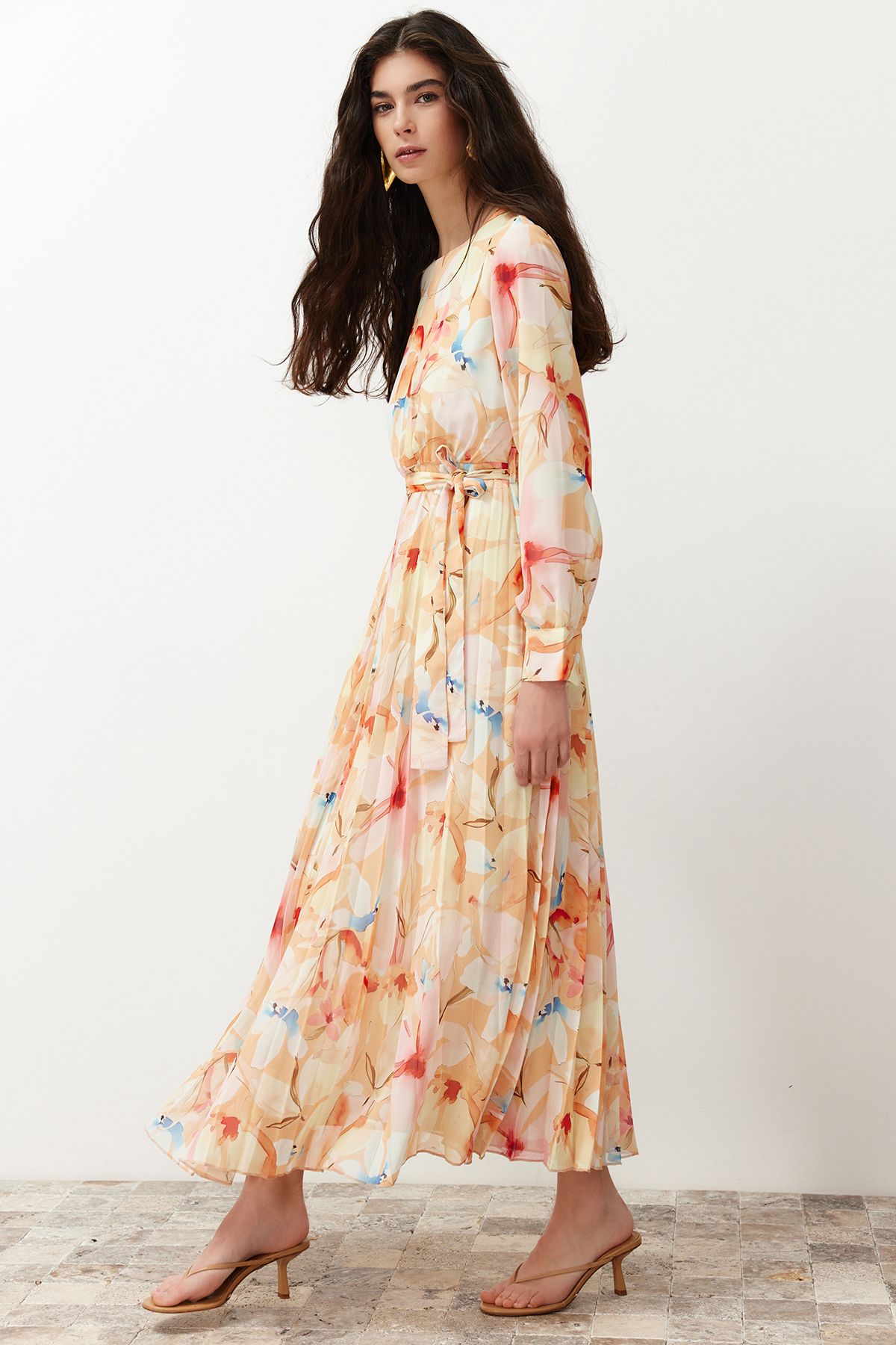 Trendyol Modest-Різнобарвна сукня з квітковим поясом на підкладці з плісированим сифоном TCTSS24EB00151 3