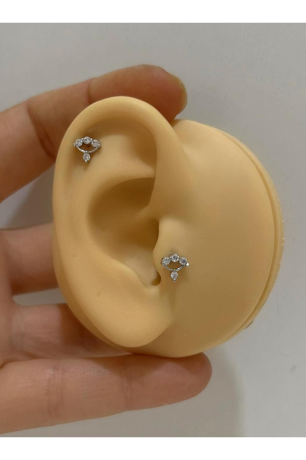 cerrahi çelik zirkon taşlı tragus helix kıkırdak kulak memesi uyumlu piercing küpe  (1 adet )