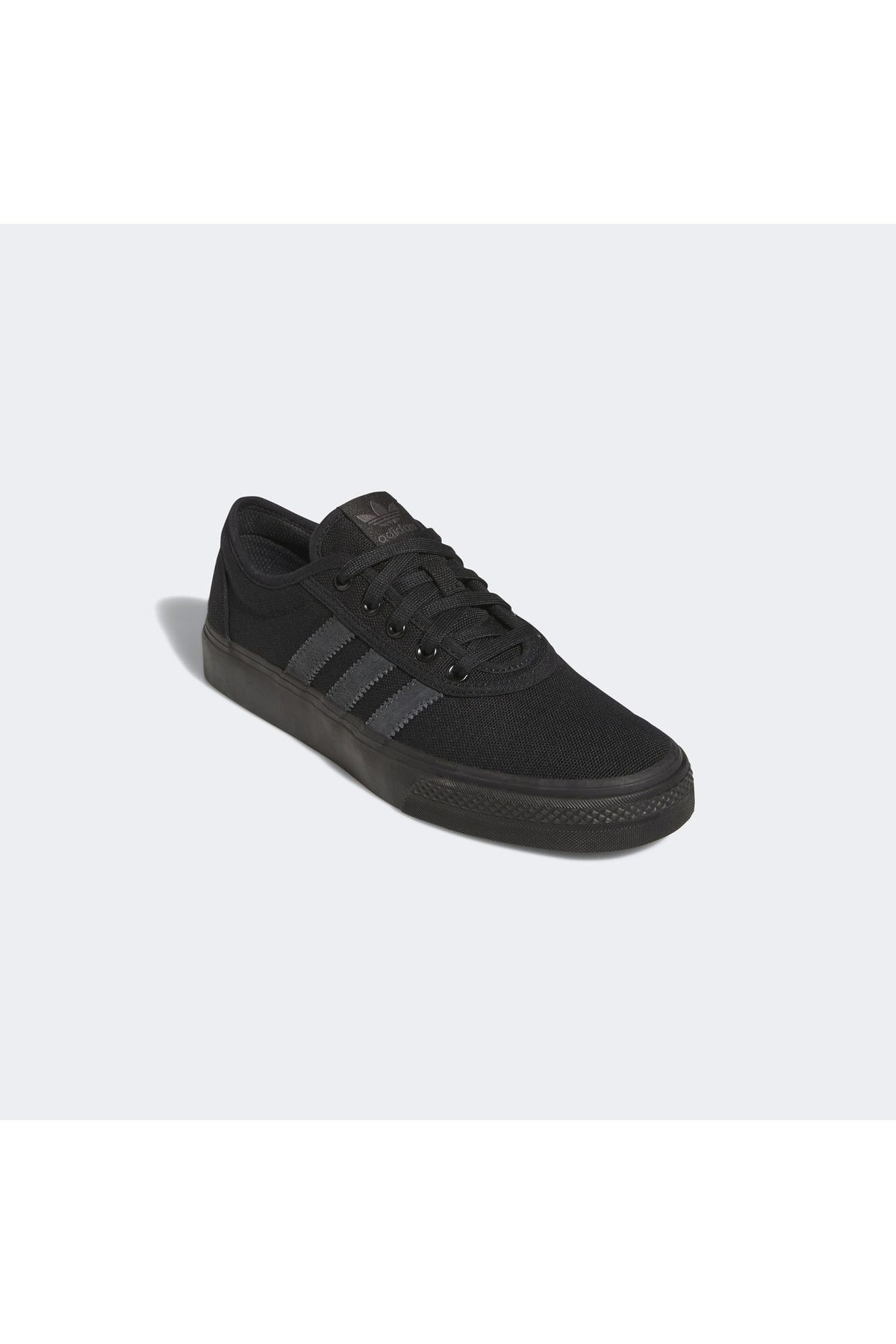 Adi ease triple black suede top