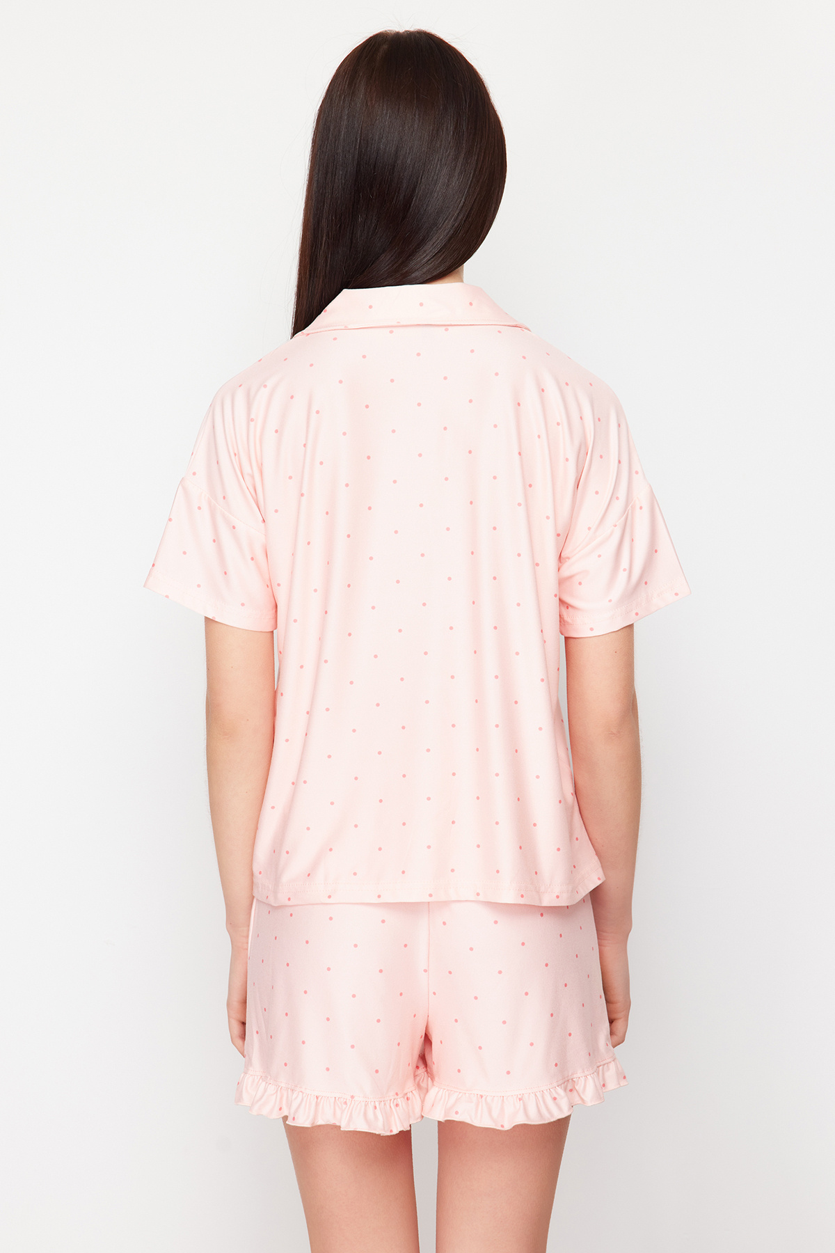 Trendyolmilla  Somon Puantiyeli Fırfır Detaylı Şortlu Örme Pijama Takımı THMSS24PT00284 - Görsel 6