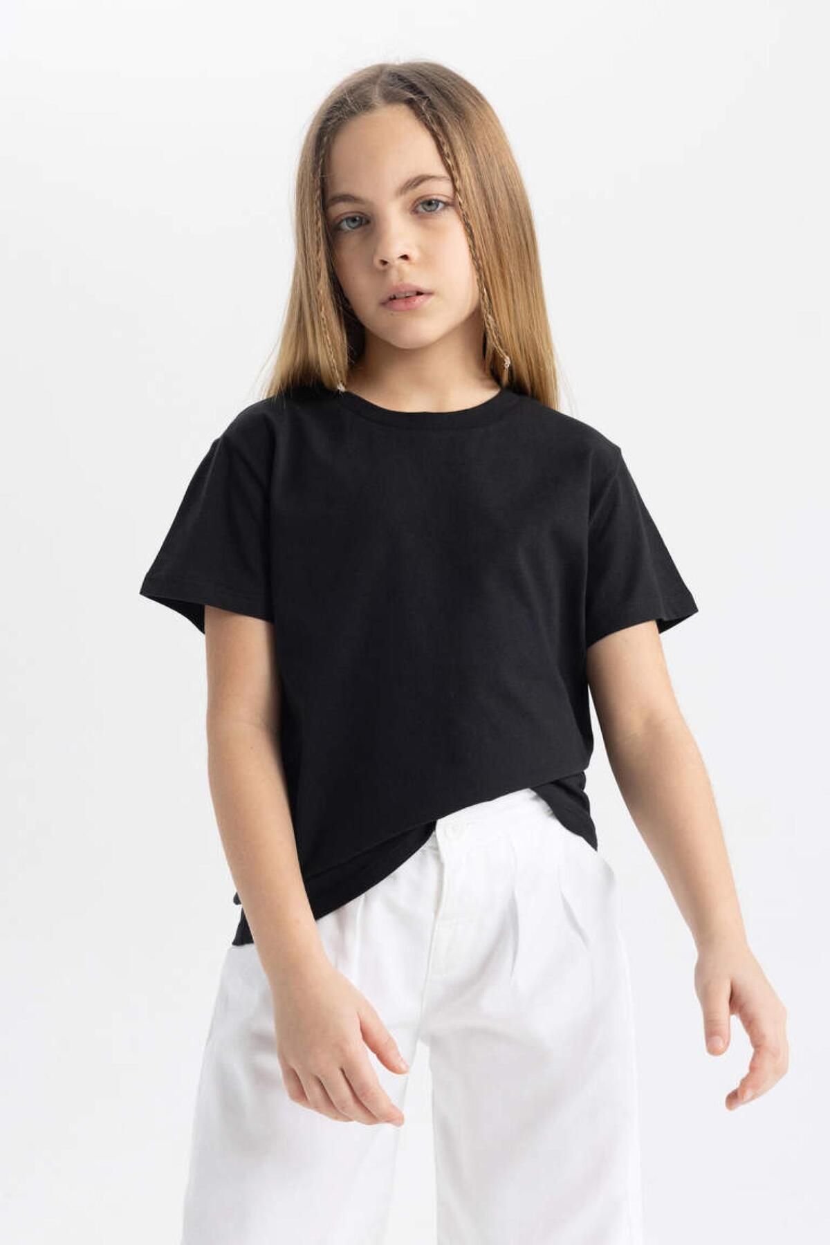 complete the look image