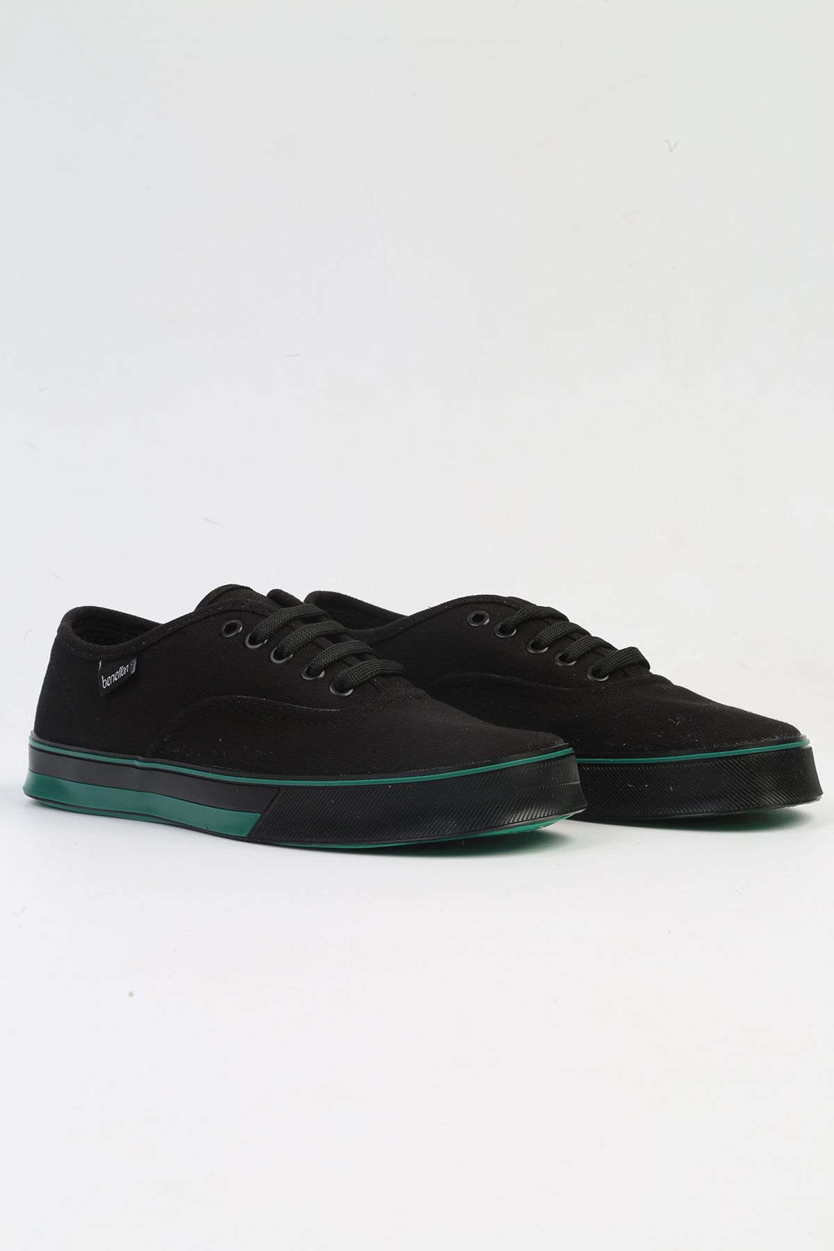 Benetton-BN-30956- 3570 Černá 5