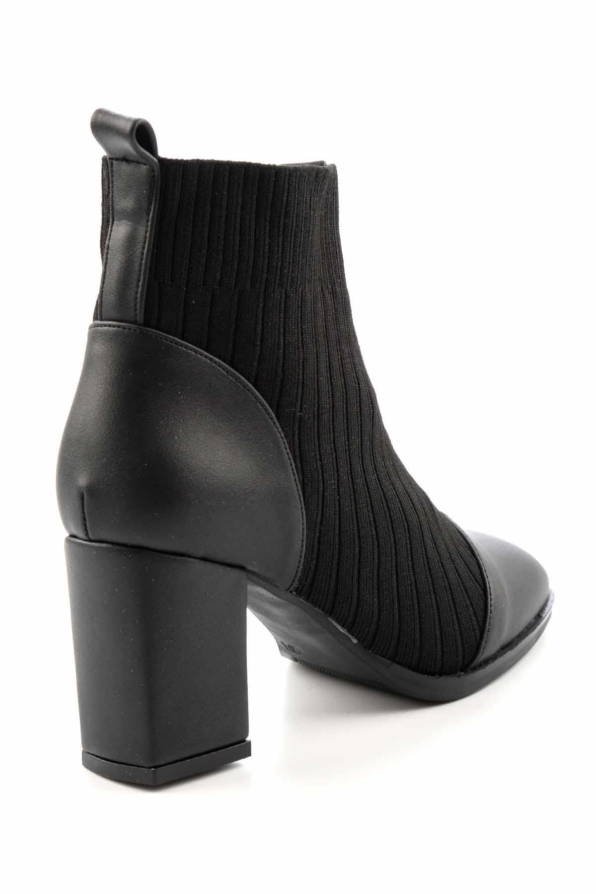 Bambi-Czarne damskie buty i botki K02687022209 4