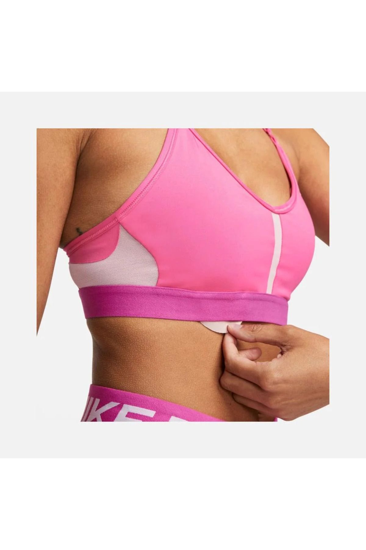 Nike Dri-Fit Indy V Neck Light-Support آموزش ورزشی سوتین زنانه CZ4456