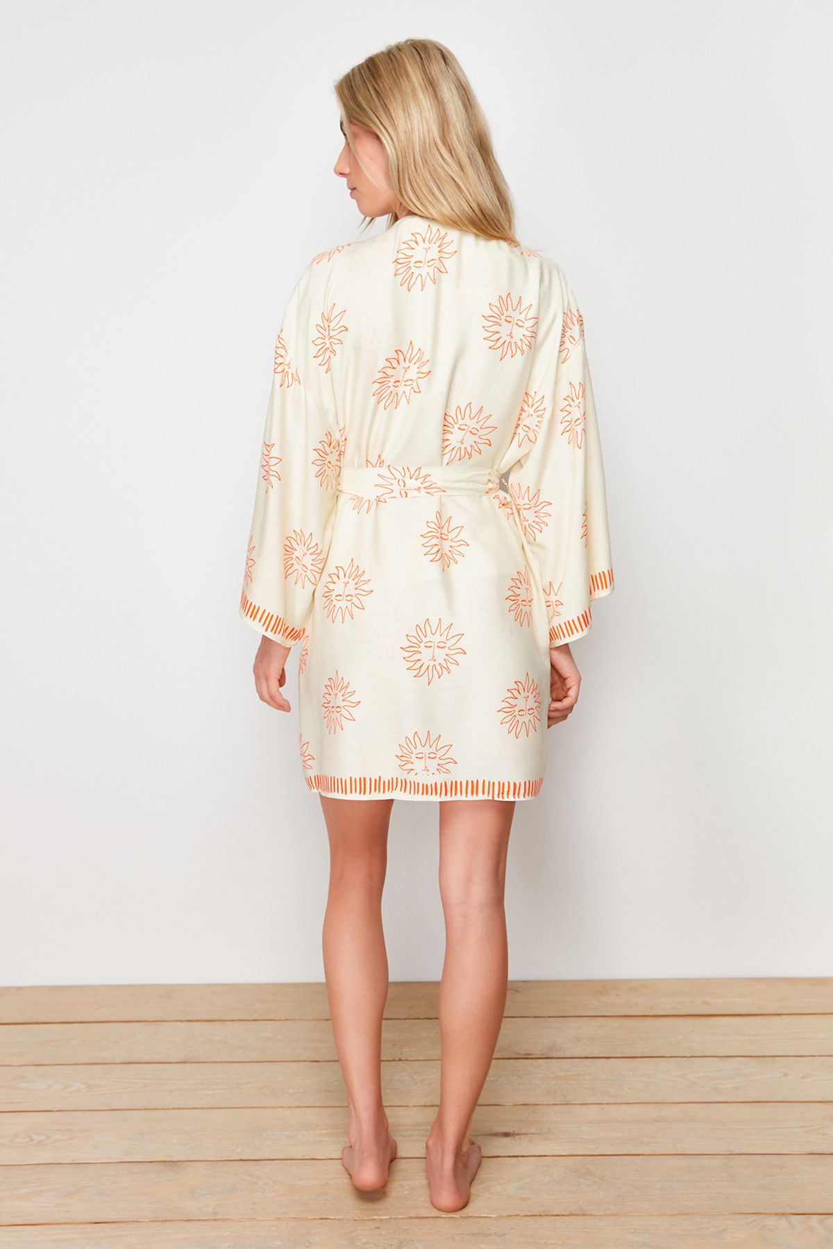 Trendyol Collection-Galaxy Patterned Multicolored Viscose Dressing Gown - THMSS24SB00013 6