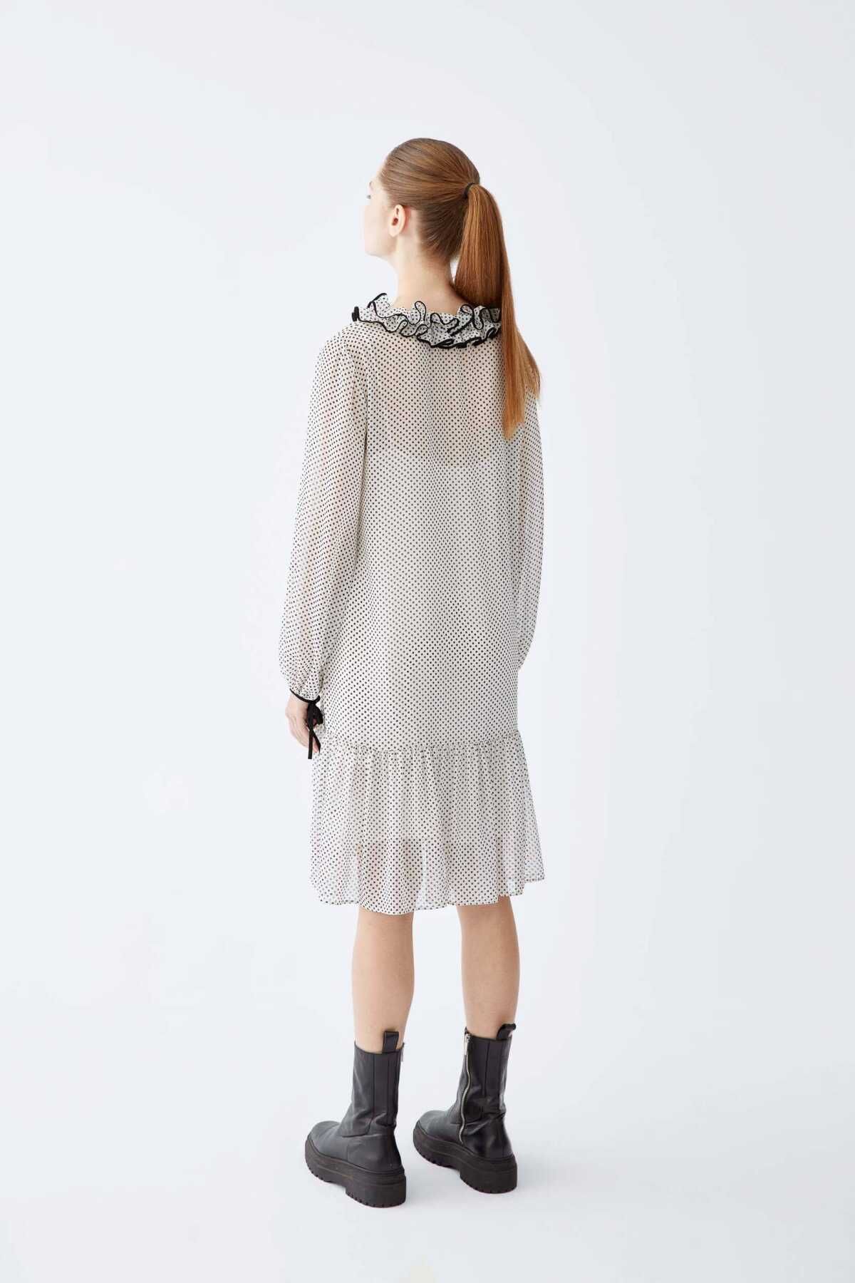 Roman Polka Dot Daily Dress Standard Color K2211021 089 Trendyol