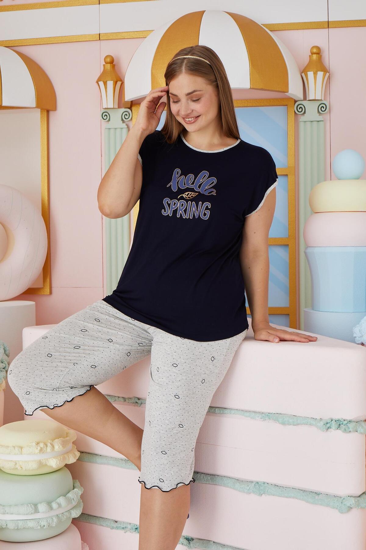 Sevim-Women's Large Size Short Sleeve Capri Navy Pajamas Suit C2T4N7O51 5