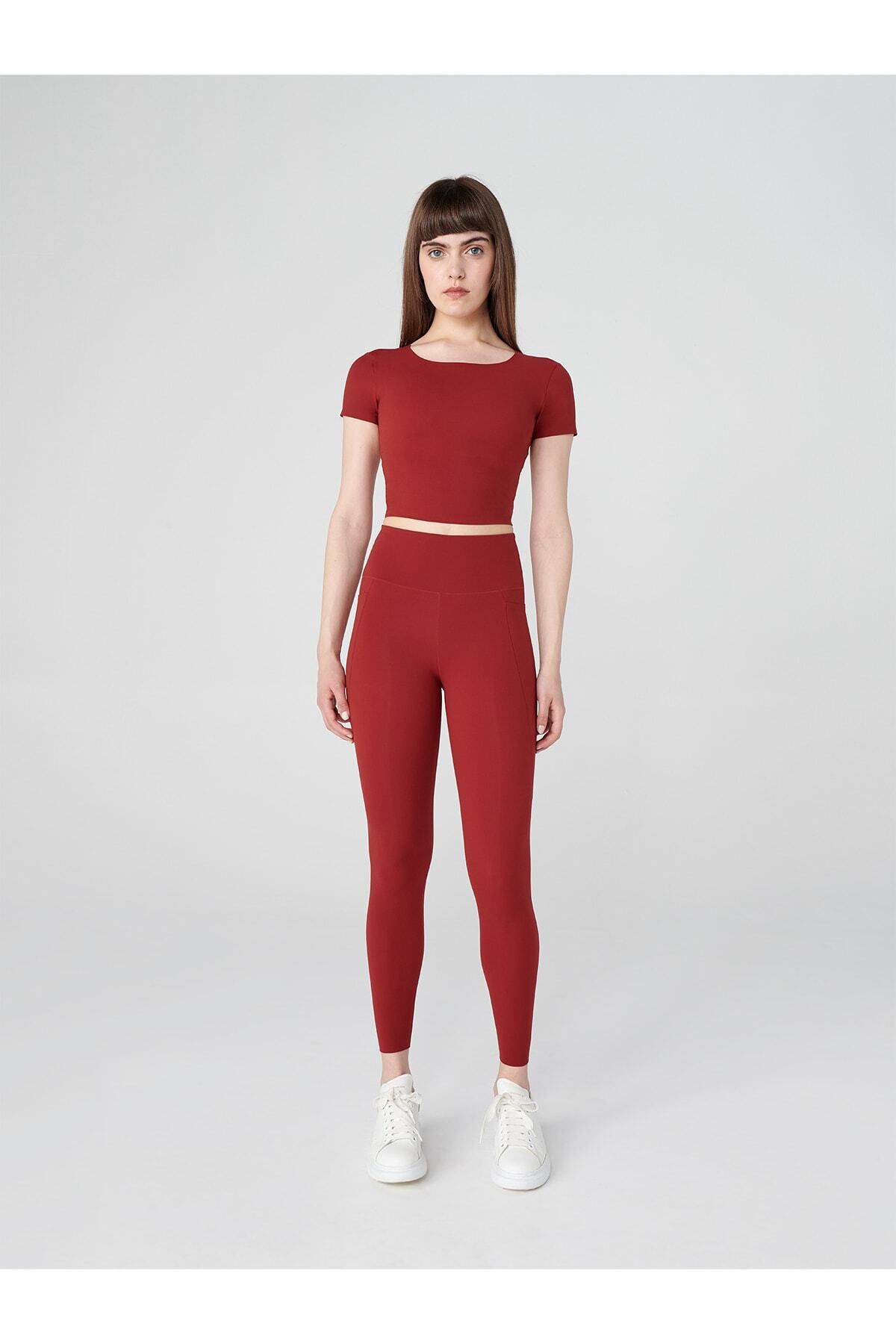 complete the look image