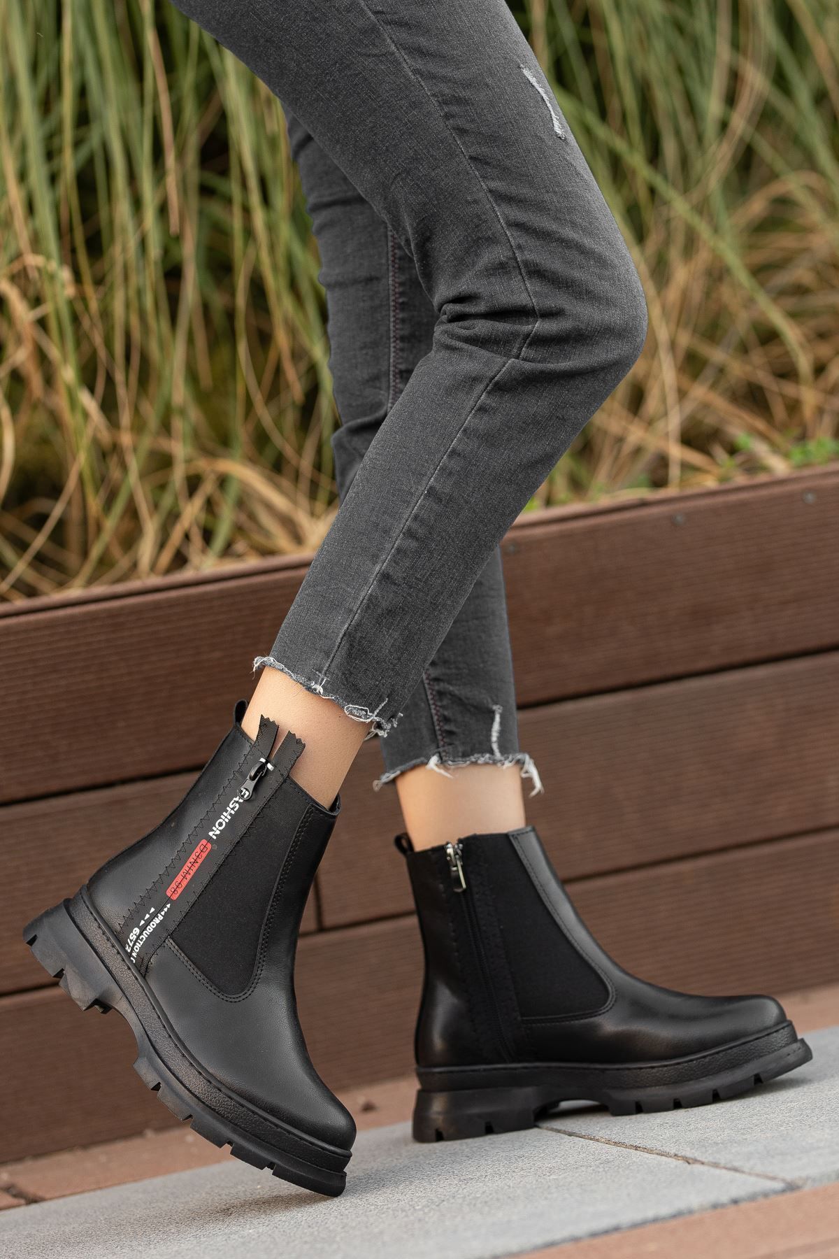 VATANSAN-Bemy Çarşı Cox Black Skin Text Patterned Women's Boots 2
