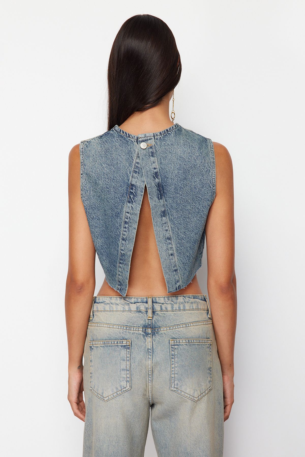 Trendyol Collection-Blaues rückenfreies Denim-Bustier TWOSS24BS00016 6