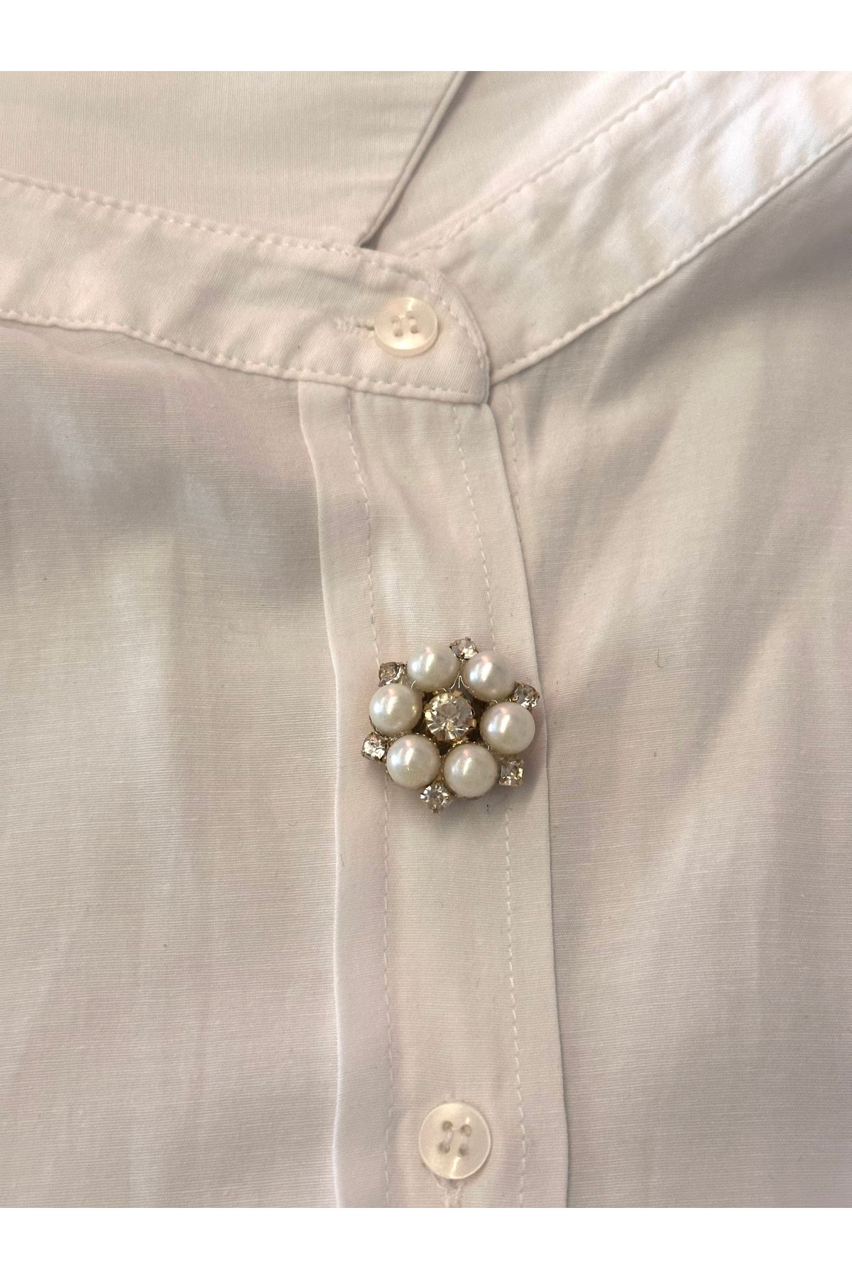 ODDA TASARIM ATÖLYESİ-Button with flower pattern pearls and large ktistal stones attachment-decal bottom clip skinless seamless 6