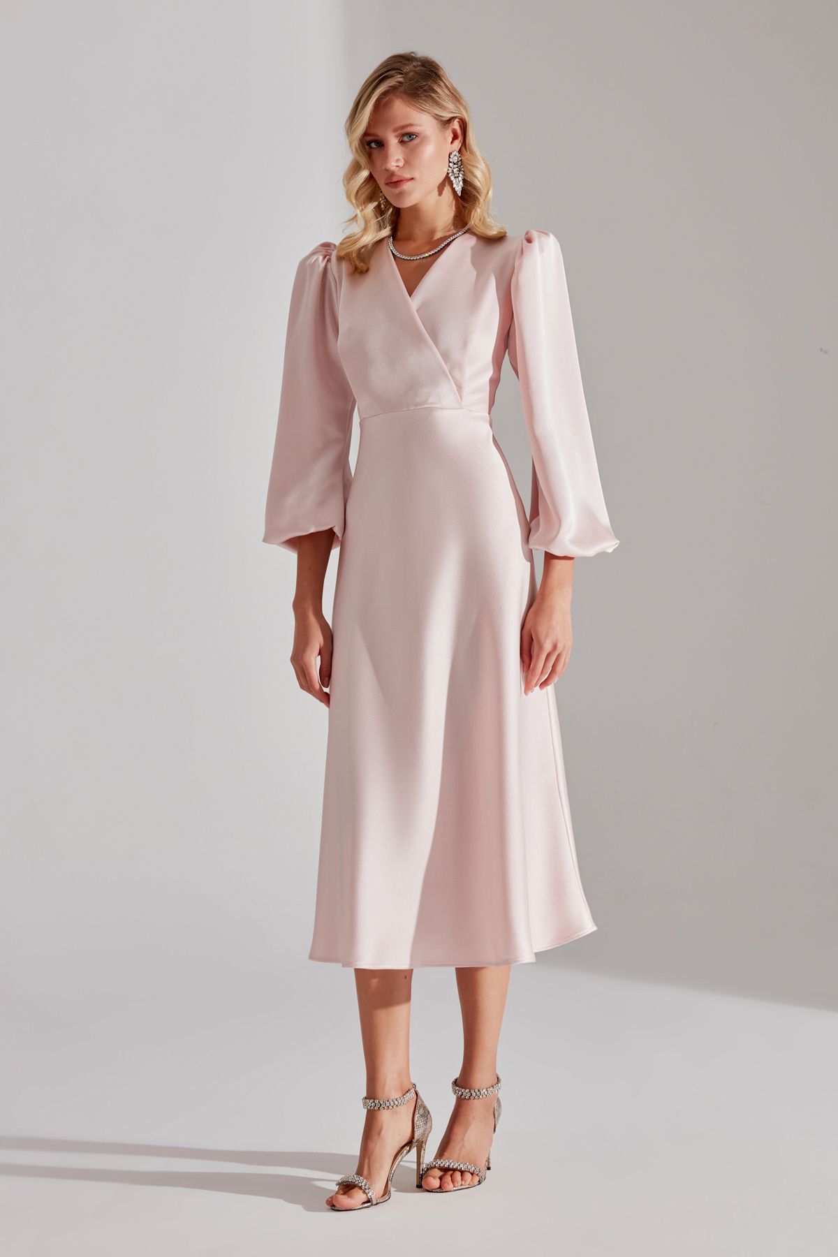 BETTY & SAM-Merry POWDER Zweireihiges, lockeres Kleid mit Kragen 6
