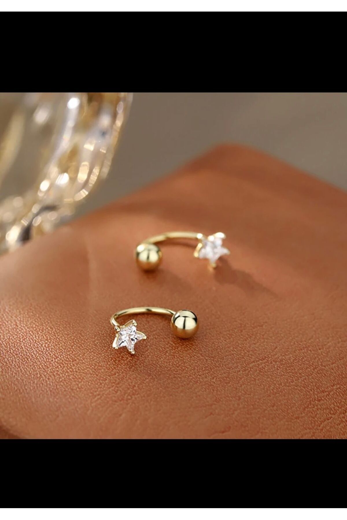 Kore tarzı yıldız model kulak memesi helix kıkırdak conch piercingi
