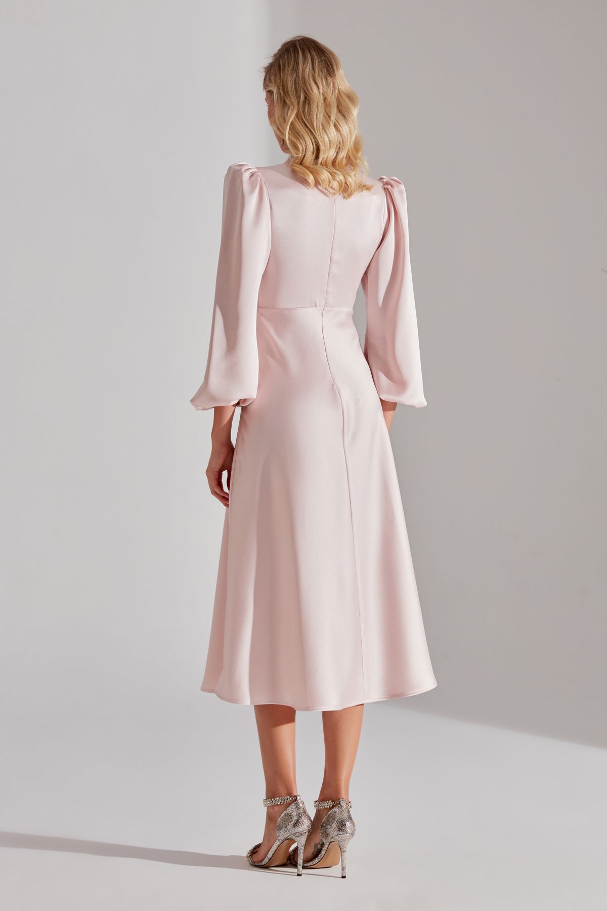 BETTY & SAM-Merry POWDER Zweireihiges, lockeres Kleid mit Kragen 8