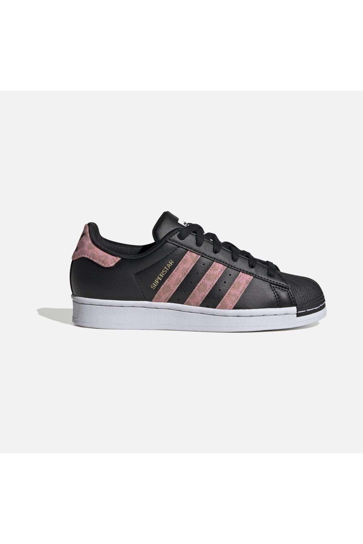 کفش ورزشی سوپراستار 3 راه راه (GS). adidas