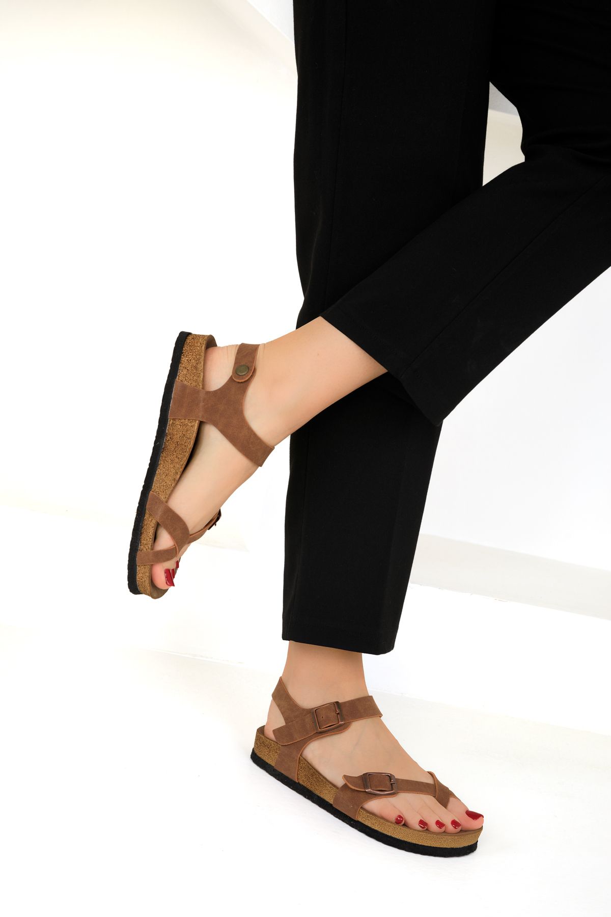 SOHO-Hellbraune Damensandalen 16399 4