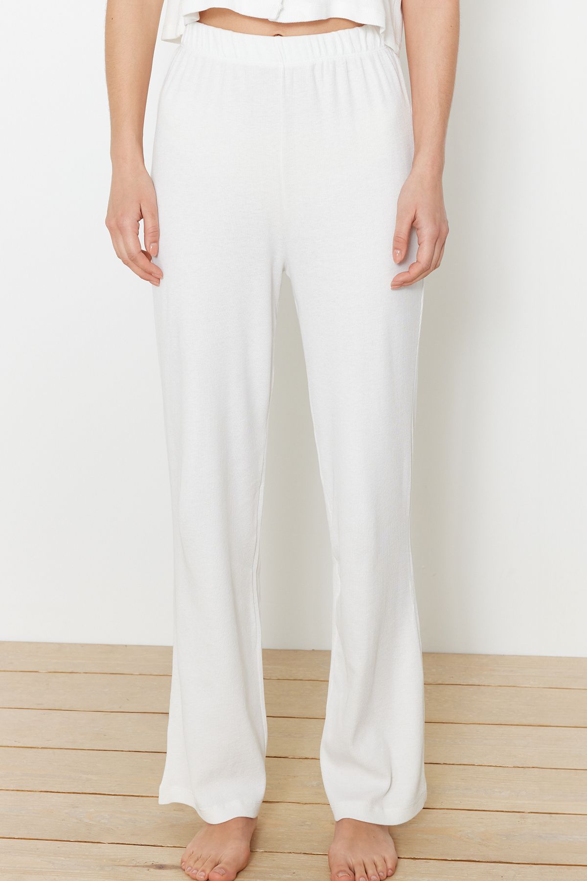 Trendyol Collection-Трикотажна піжама з білим ведмедиком THMSS21PT0168 5