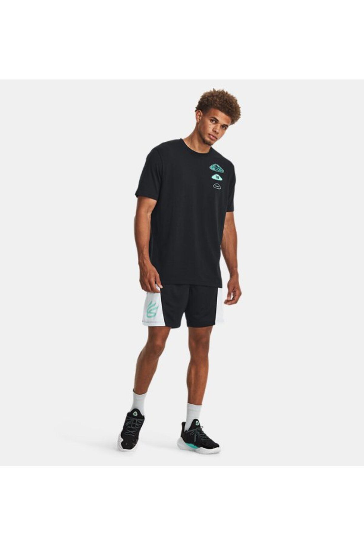 تی شرت مشکی مردانه آستین کوتاه مسابقات قهرمانی 1380362 001 Under Armour