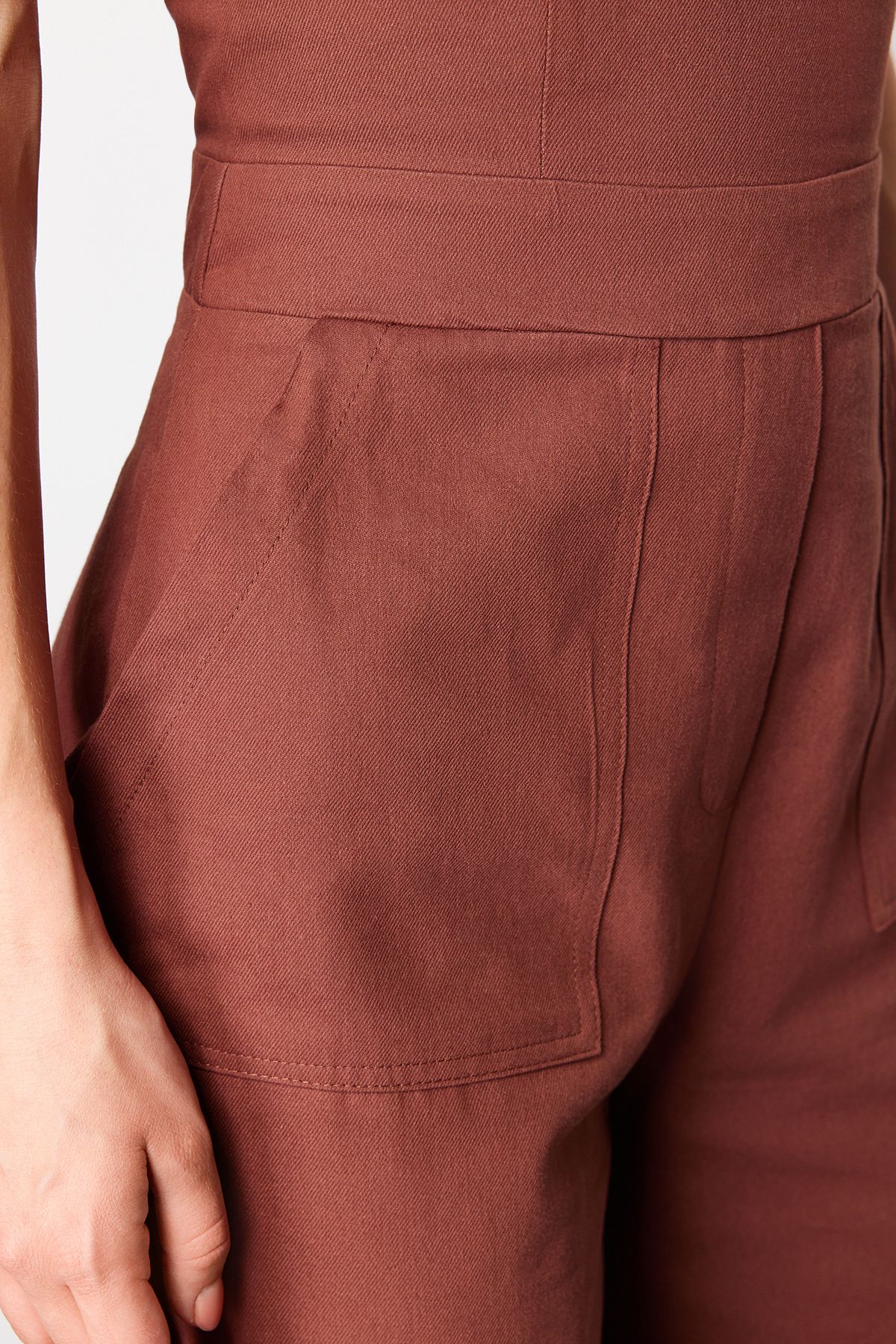 Trendyol Collection-Brown Cargo Pocket Strapless Collar Maxi Woven Jumpsuit TWOSS23TU00192 5