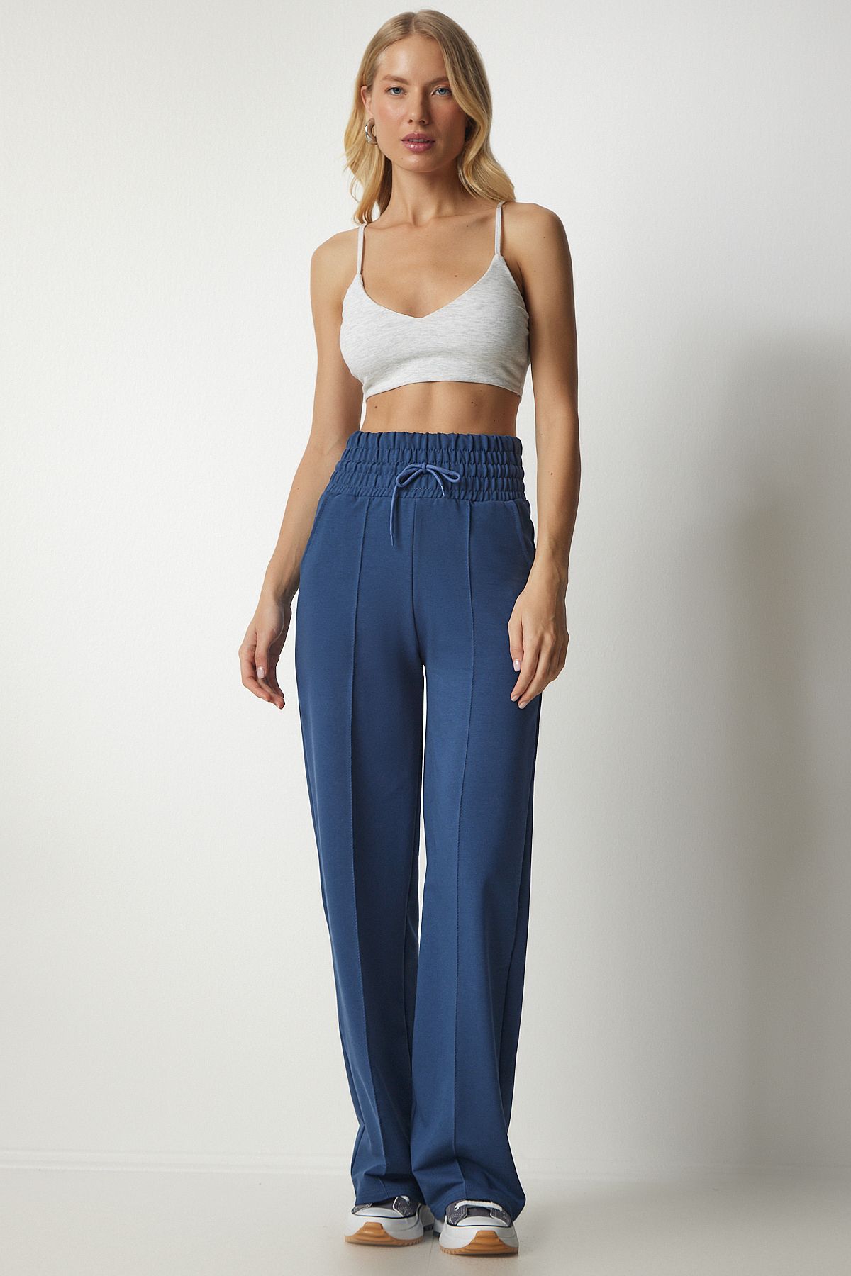 Happiness İstanbul-Marineblaue Basic-Jogginghose aus Strick mit Taschen für Damen XR00018 2