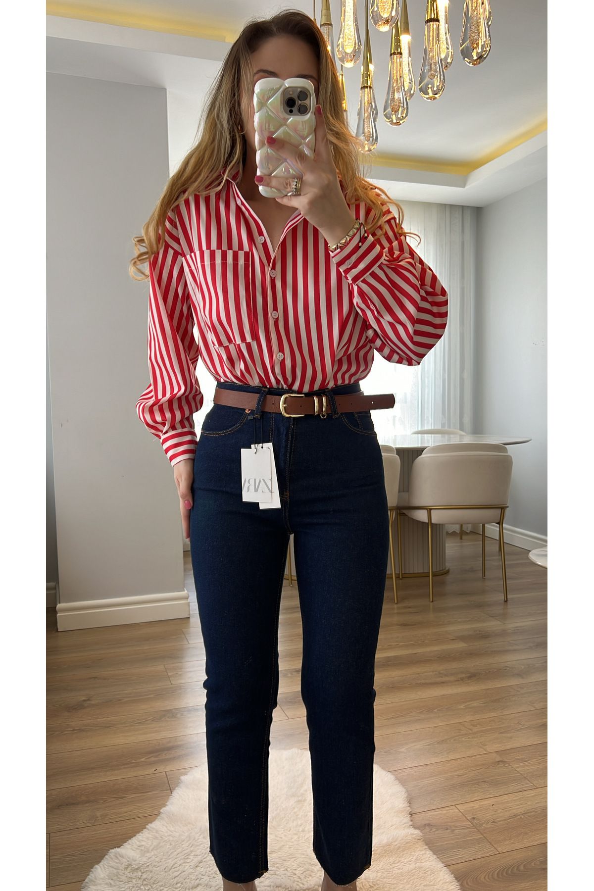 https://cdn.dsmcdn.com/ty1273/product/media/images/prod/SPM/PIM/20240424/22/2a0cb8b7-5503-32ef-9f07-e27837e1c776/1_org_zoom.jpg