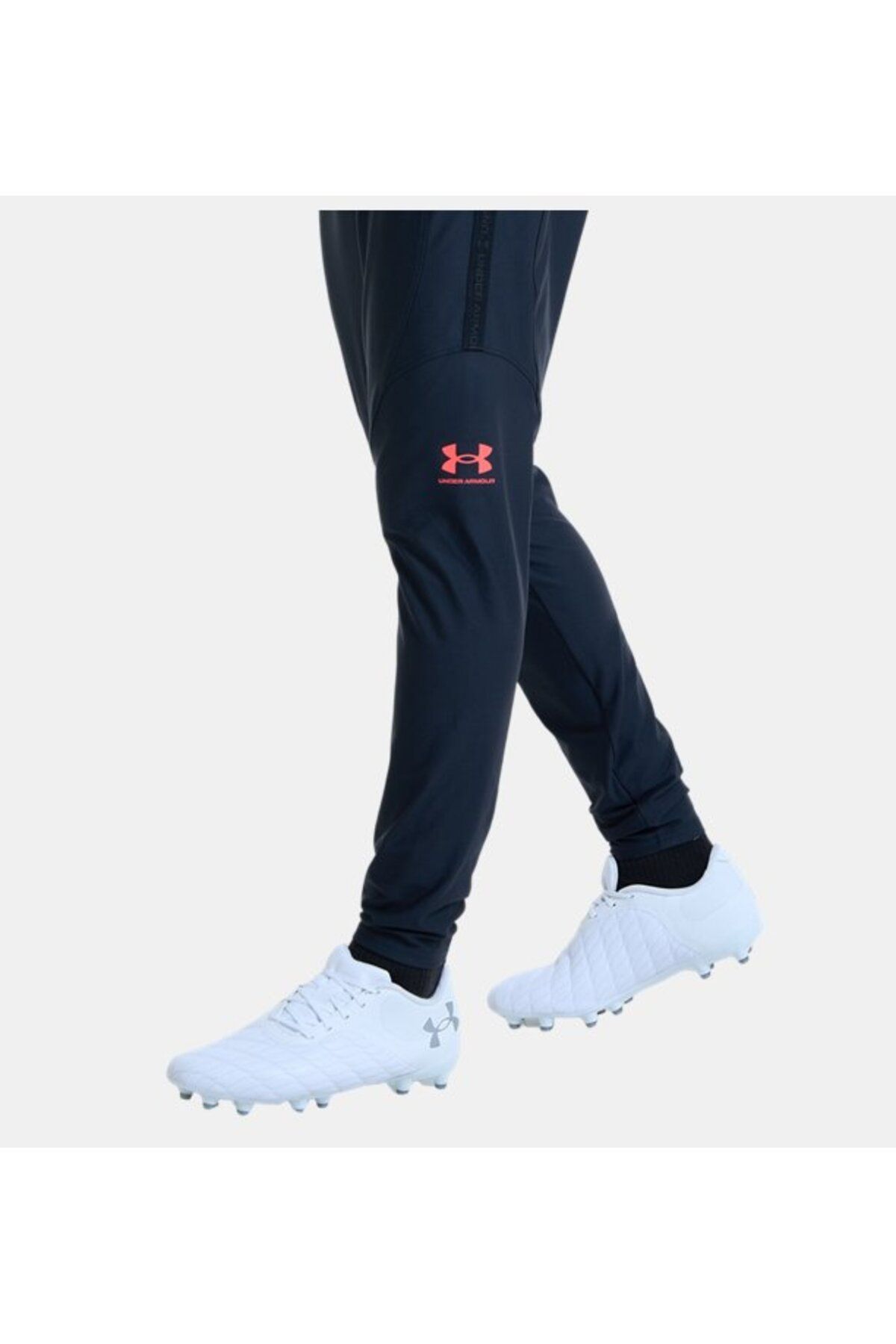 شلوار گرمکن ورزشی مشکی مردانه سرویس دهی UA Challenger شش 1379448 001 Under Armour