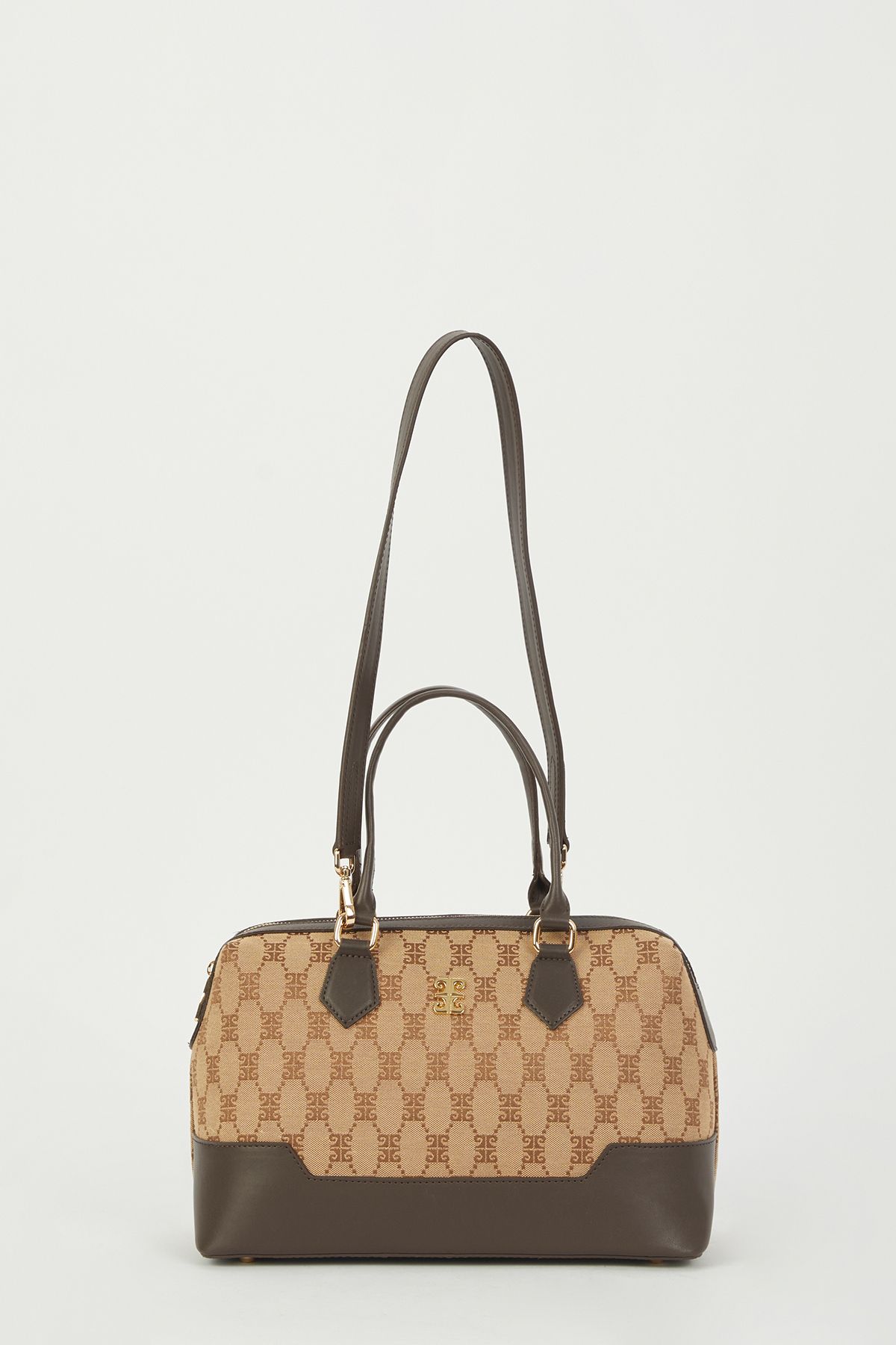 le sac à dos de la femme du café 05po23y1665