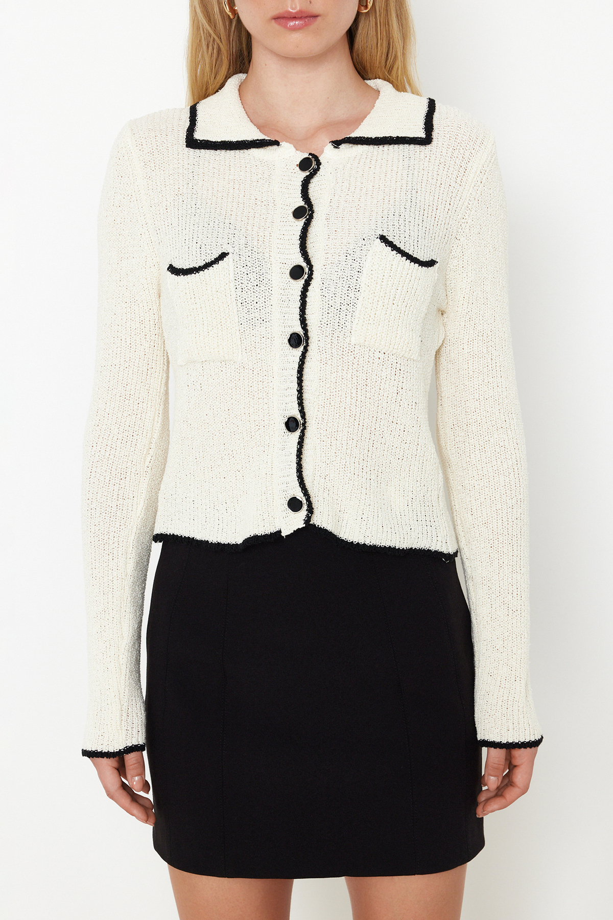 Trendyolmilla  Ekru Pamuk Karışımlı Süper Crop/Kısa Triko Hırka TWOSS24HI00017 - Görsel 5