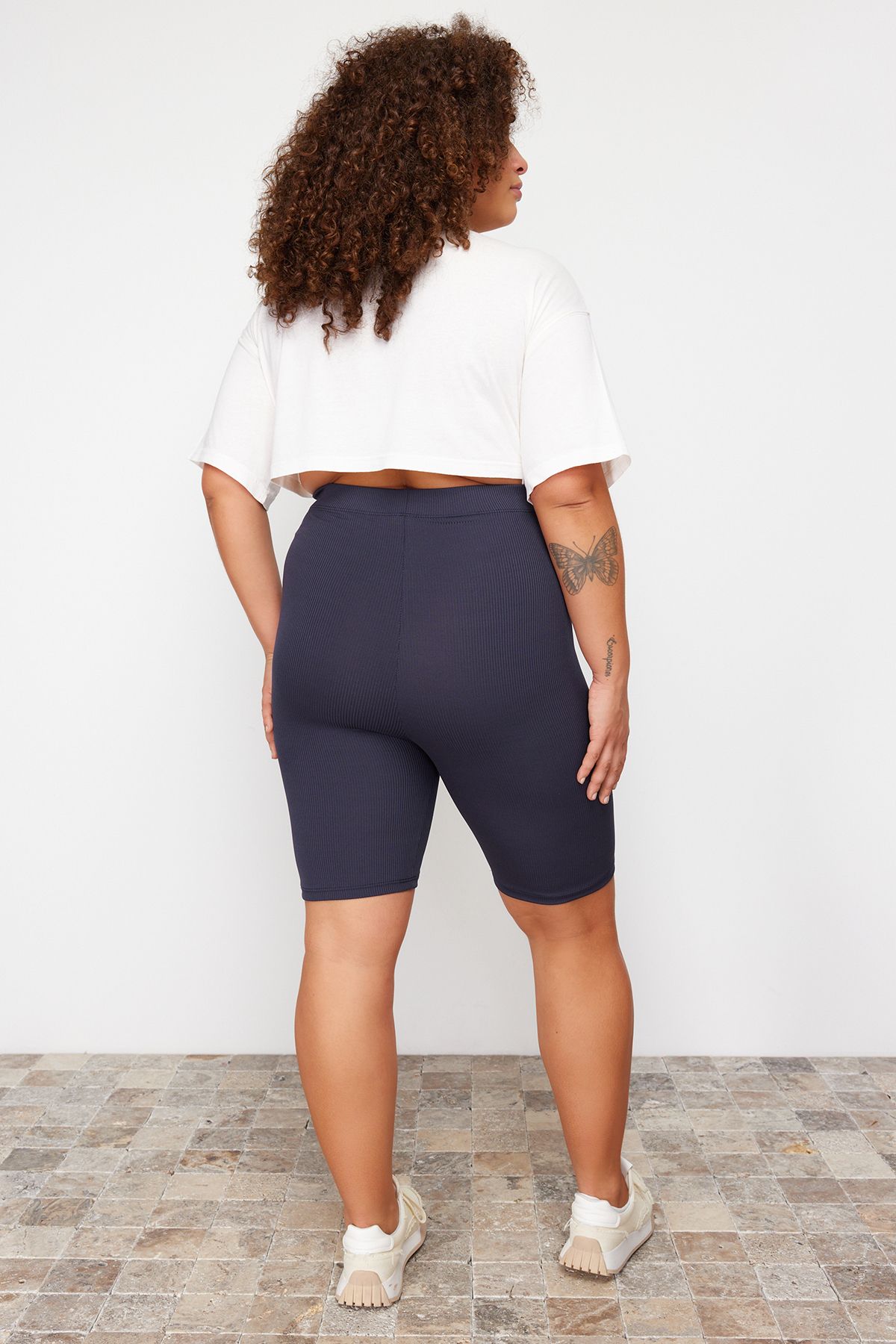Trendyol Curve-Magas derekú motoros leggings - sötétkék/khaki, alacsony hosszúságú, bordás kötött, nagy méretű 2 csomag TBBSS24BV00000 5