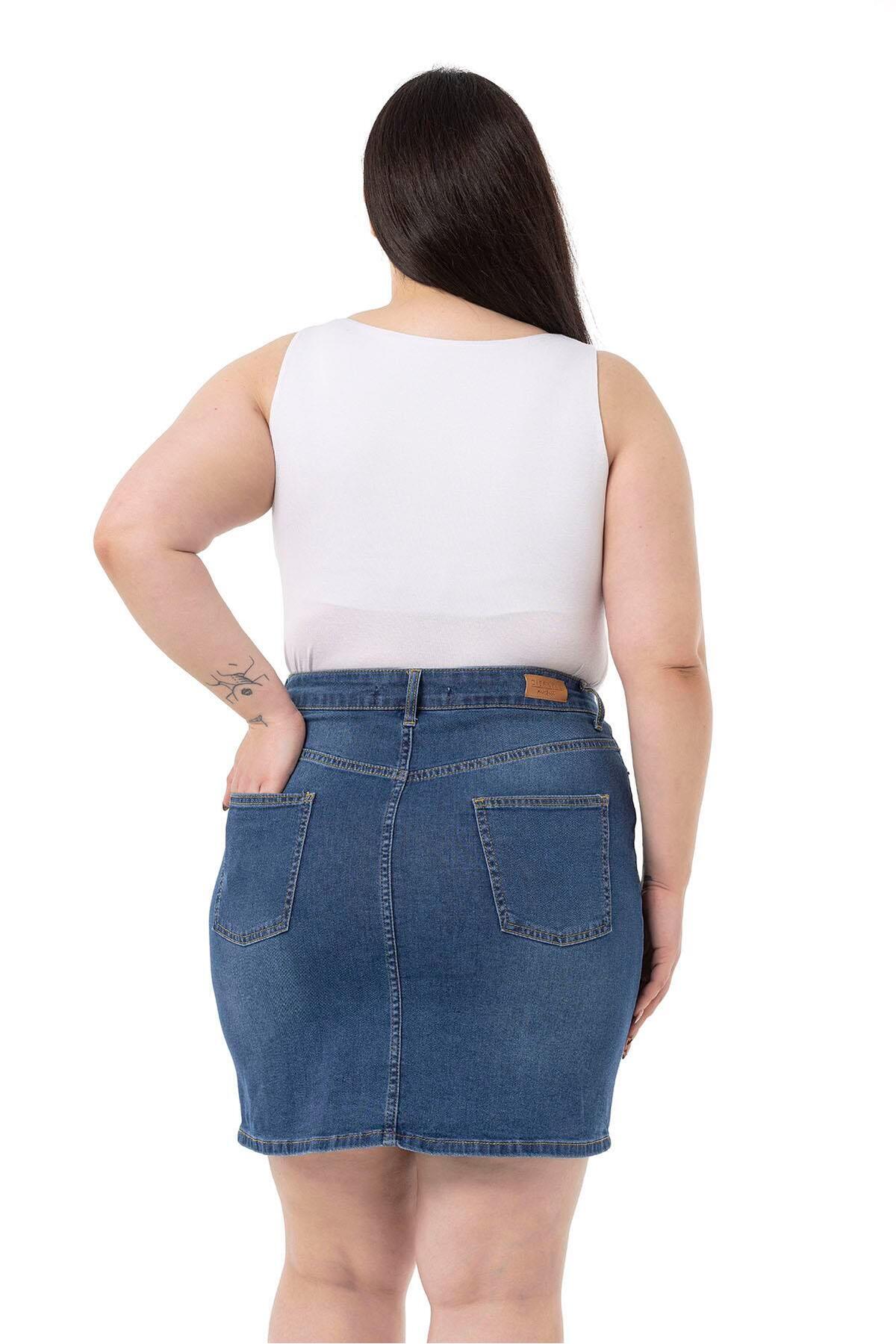 DISENTIS MODEST  Büyük Beden Taşlama Detaylı Beş Cepli Mavi Mini Denim Etek - Görsel 4