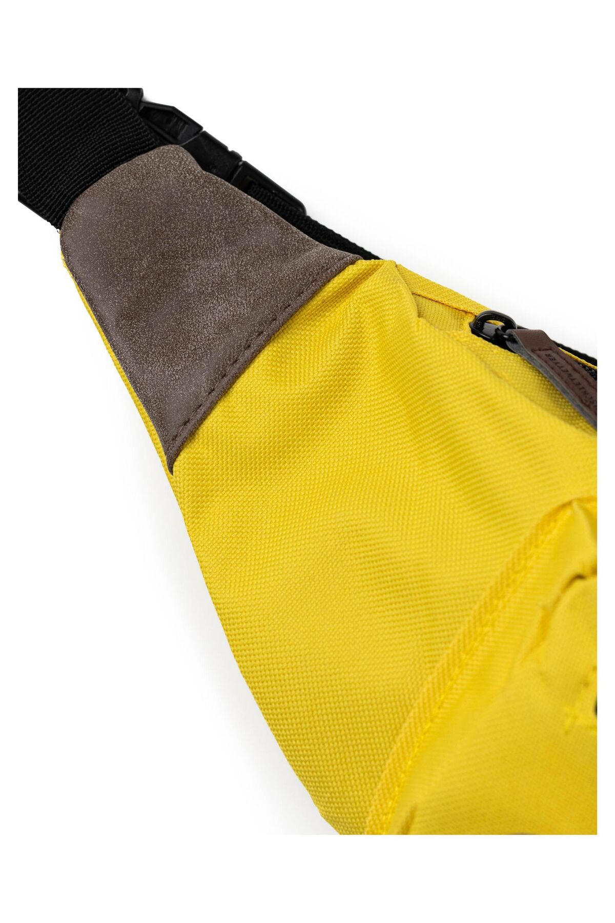 SCHIETWETTER-Die Bauchtasche ist gut und sicher 6