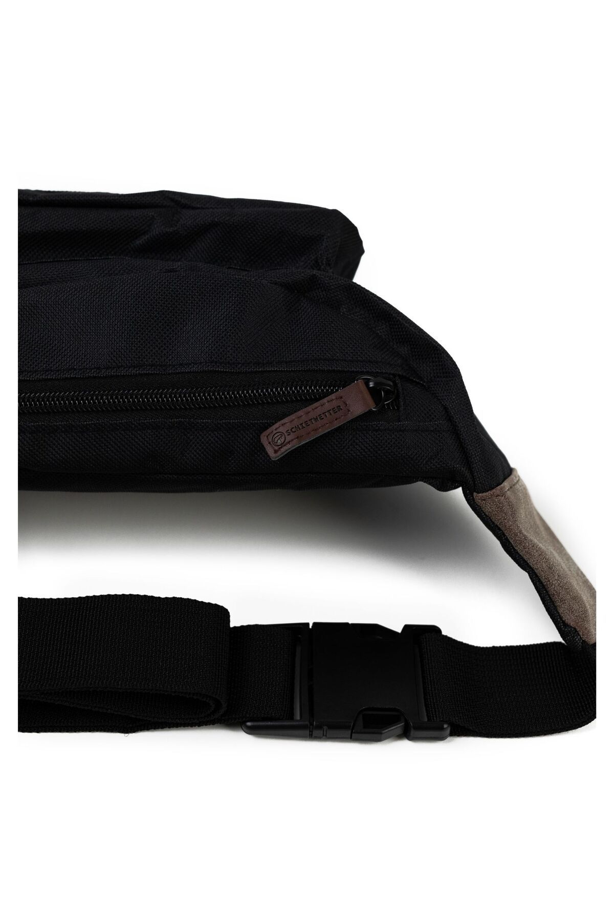 SCHIETWETTER-Die Bauchtasche ist gut und sicher 4