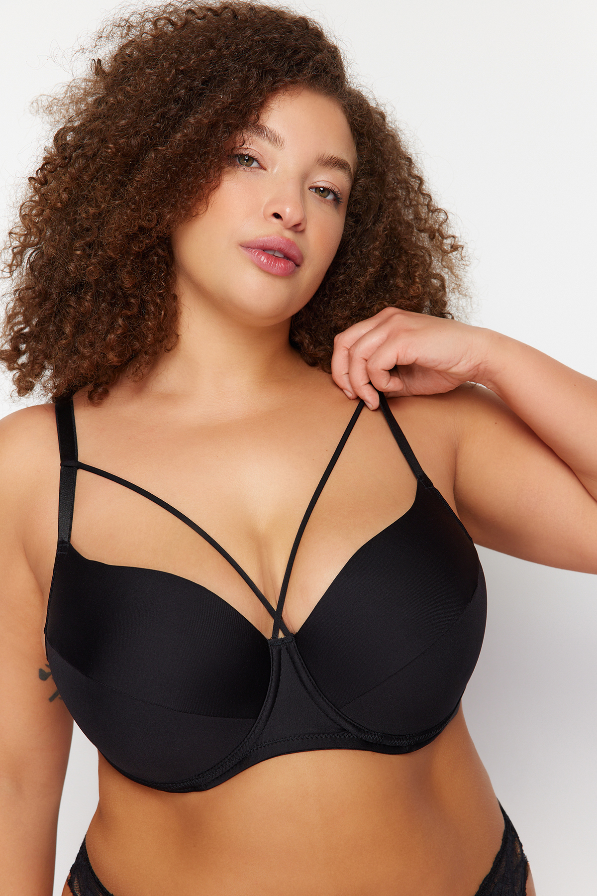 Trendyol Curve-Fekete csövek részletes melltartó TBBSS24CW00013 5