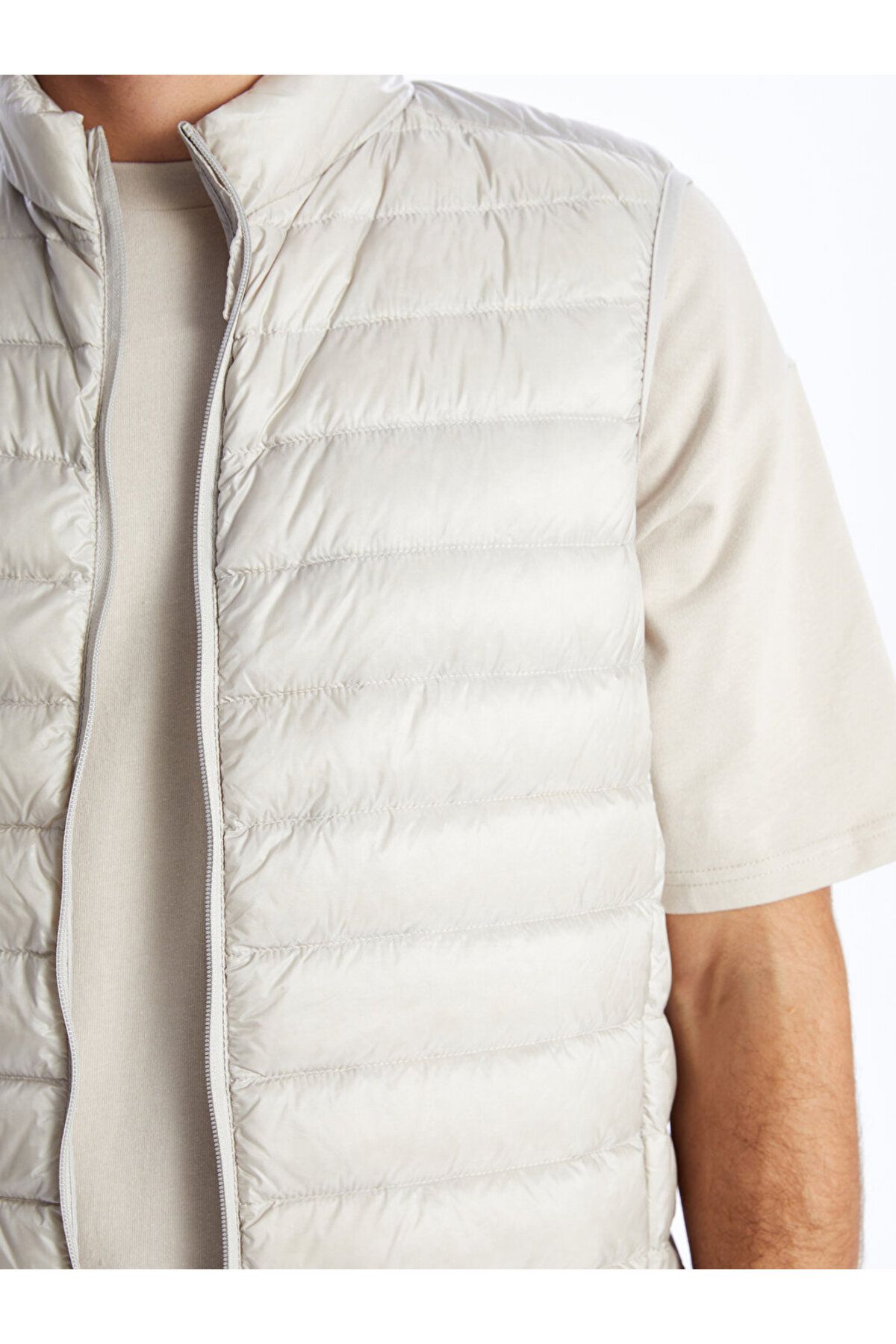 LC Waikiki-Men's Puffer Vest - Standard Fit, Stand Collar 5