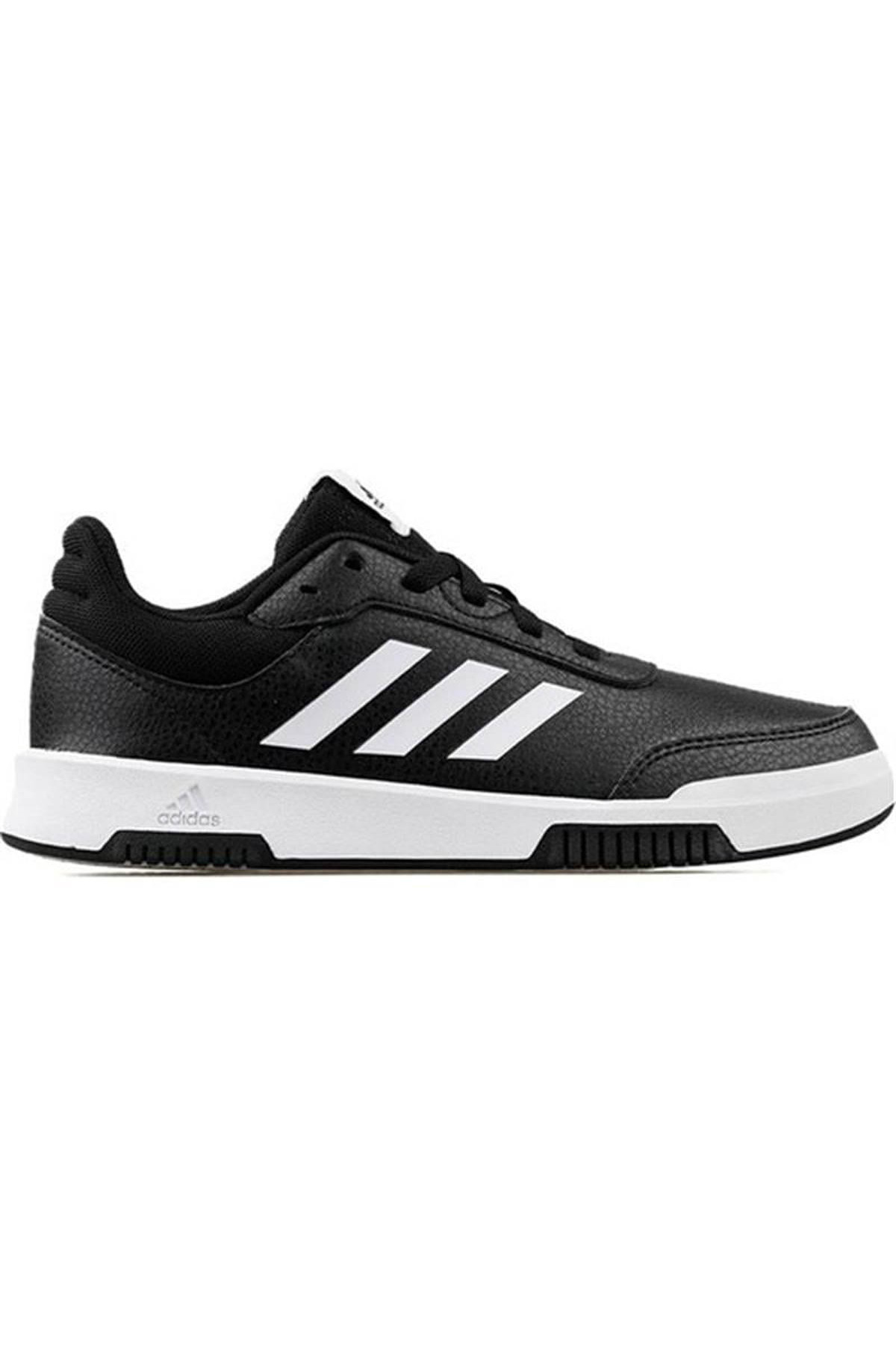 اسنیکر زنانه adidas 815413636