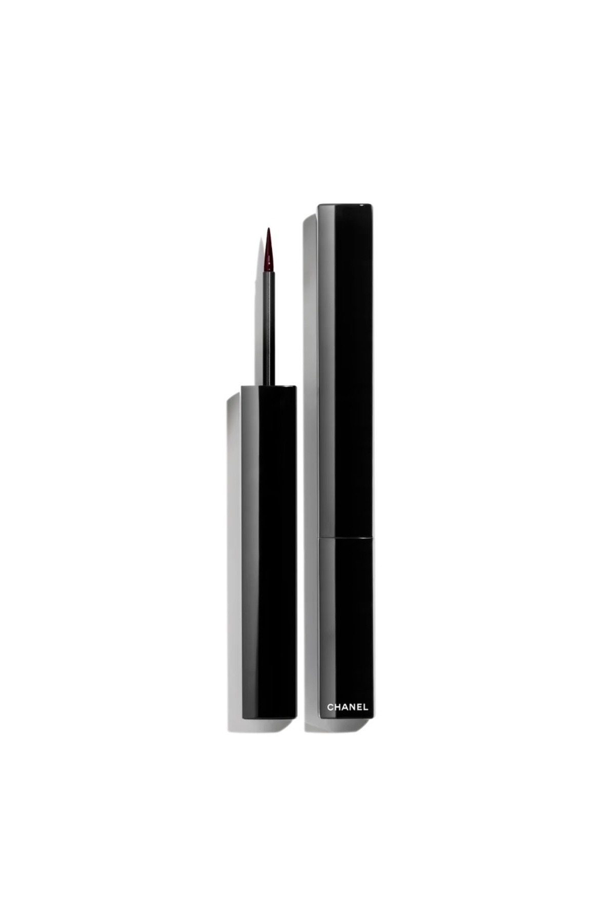 LE LINER DE CHANEL - Long-Lasting, Water- and Clump-Resistant Liquid Eyeliner