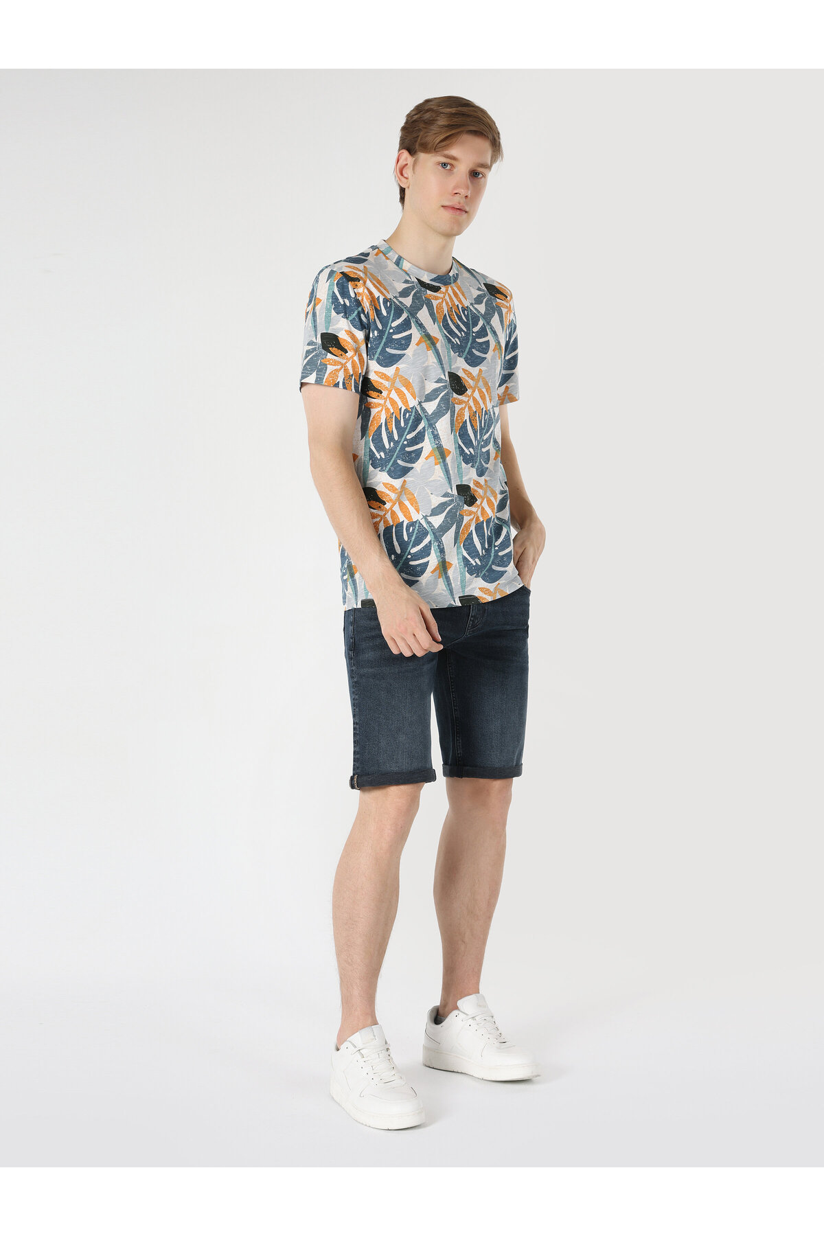 تی شرت مردانه کولینز | .CL1062804_Q1.V1_MTC Colin’s - Image 3