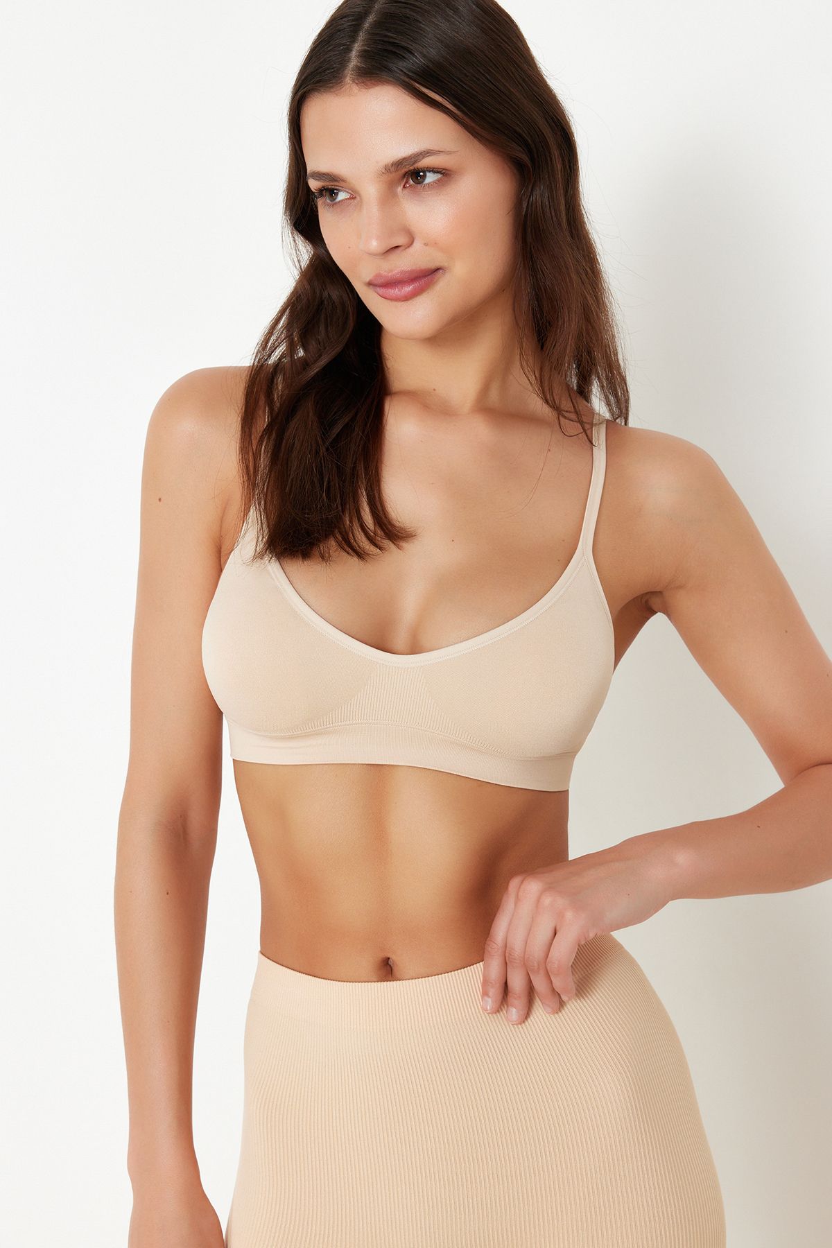 Trendyol Collection-Seamless Functional Bralette Bra - Rope Strap Covered Without Padding Thmaw22Su0023 5
